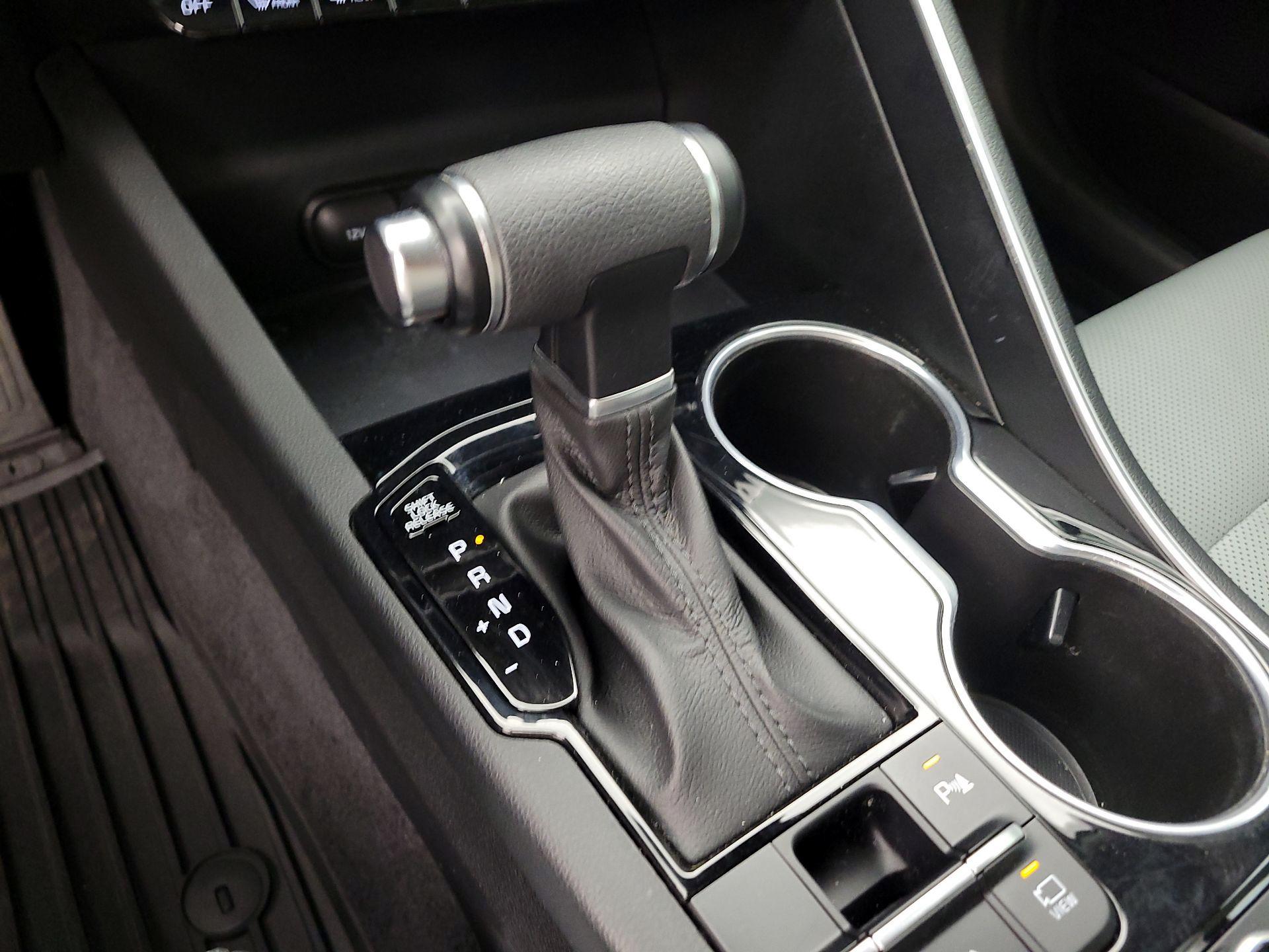 Thumbnail: 2022 Kia K5 - 18