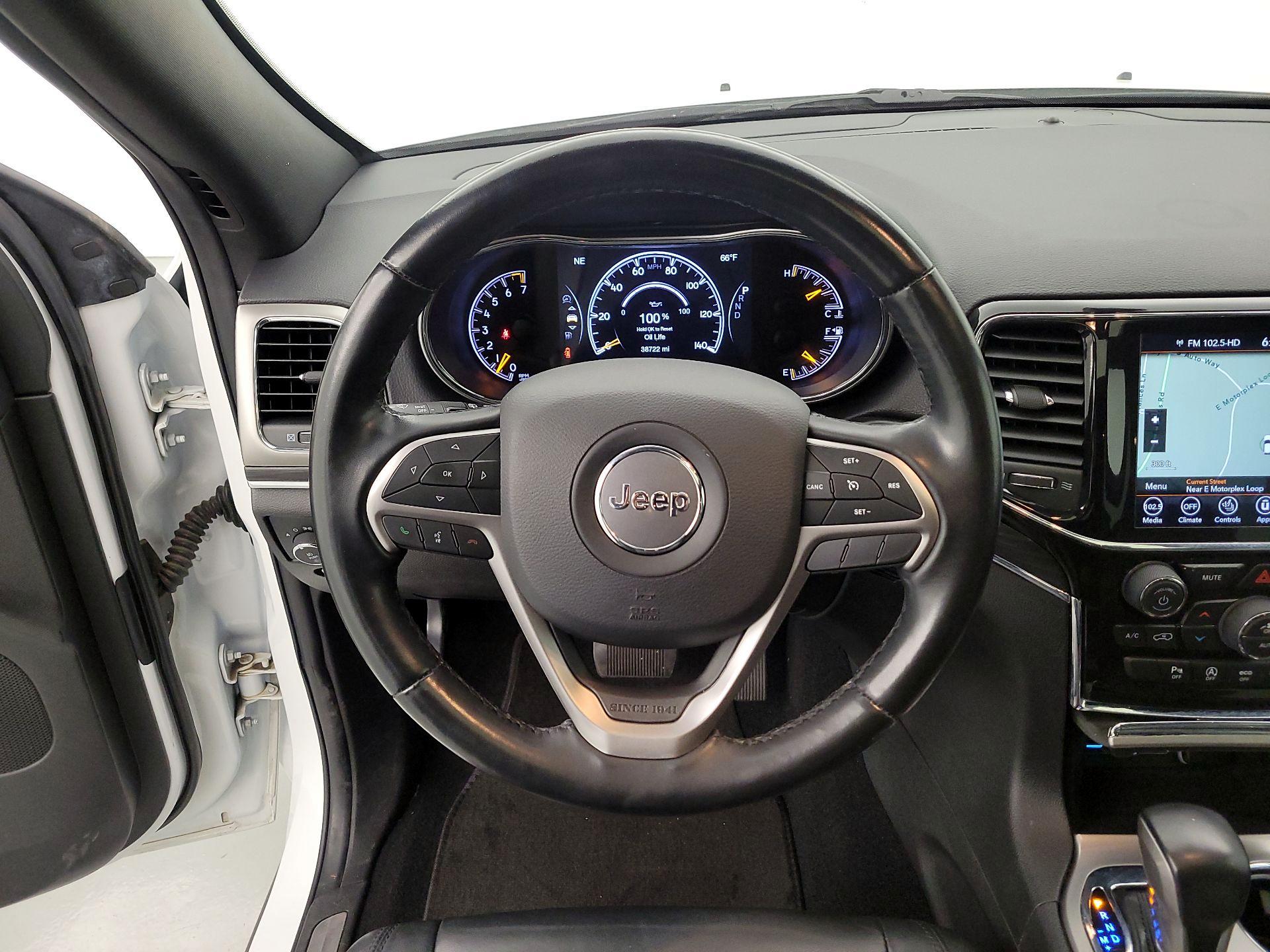 Thumbnail: 2021 Jeep Grand Cherokee - 10