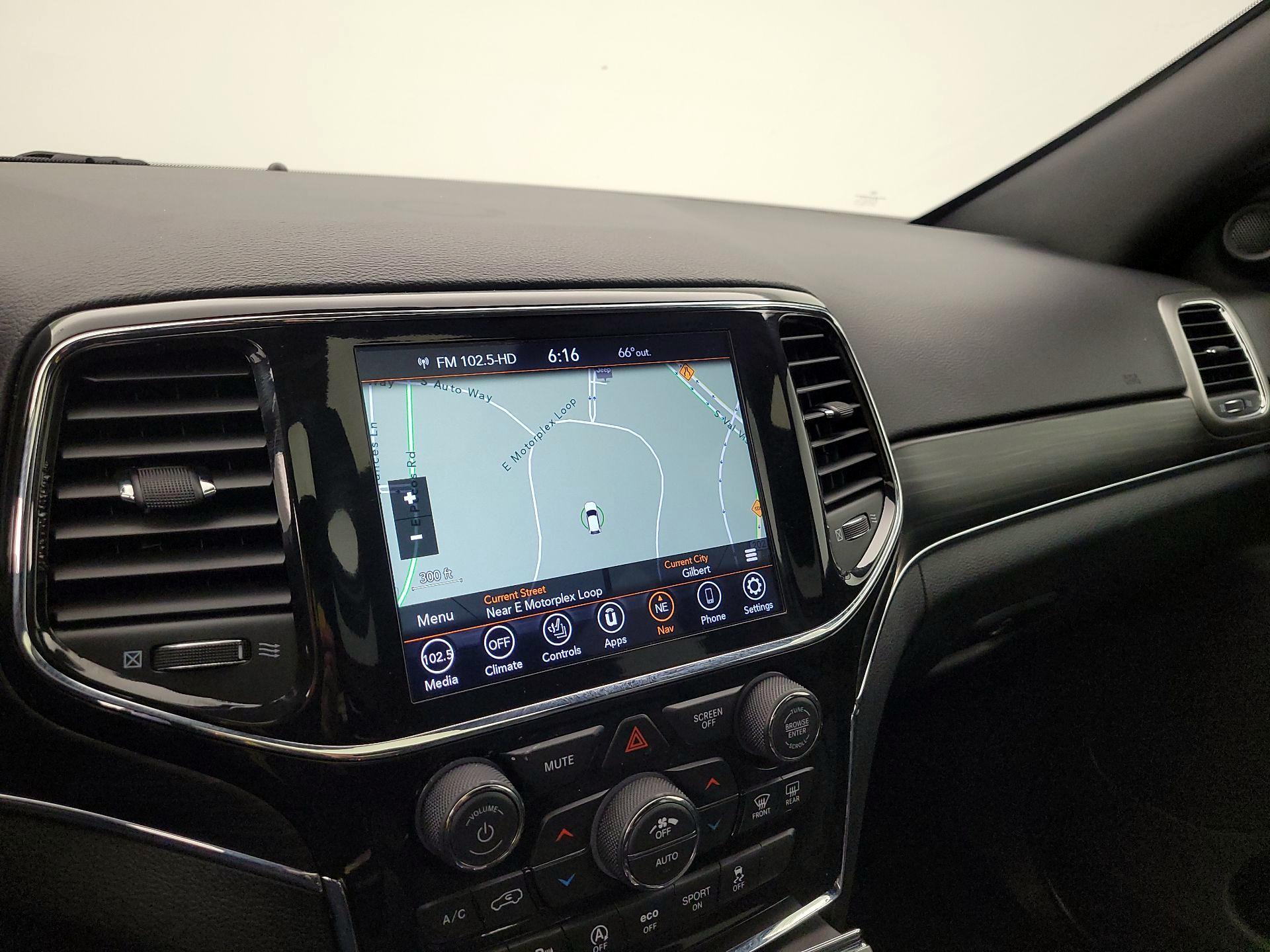 Thumbnail: 2021 Jeep Grand Cherokee - 14