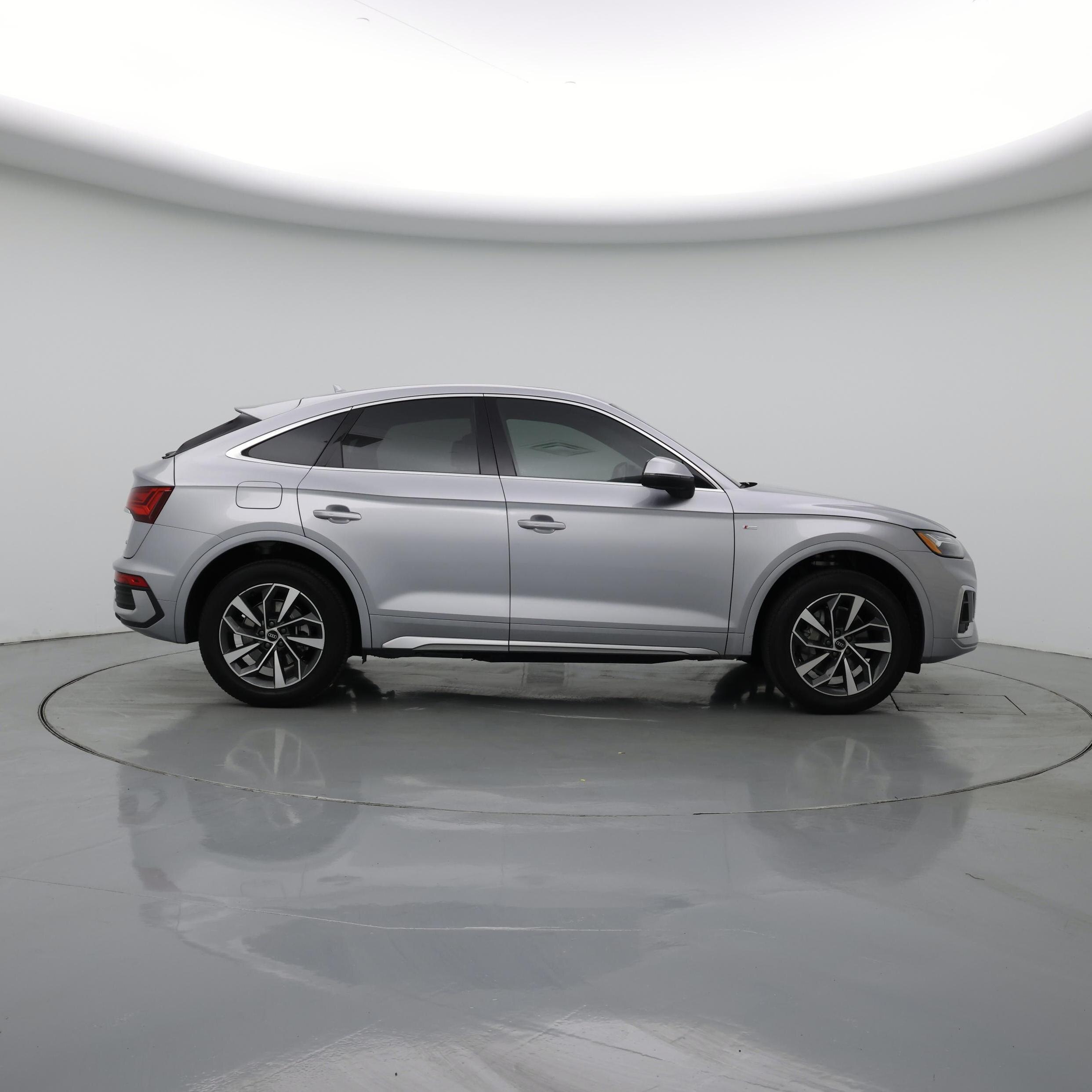 Thumbnail: 2022 Audi Q5 - 7
