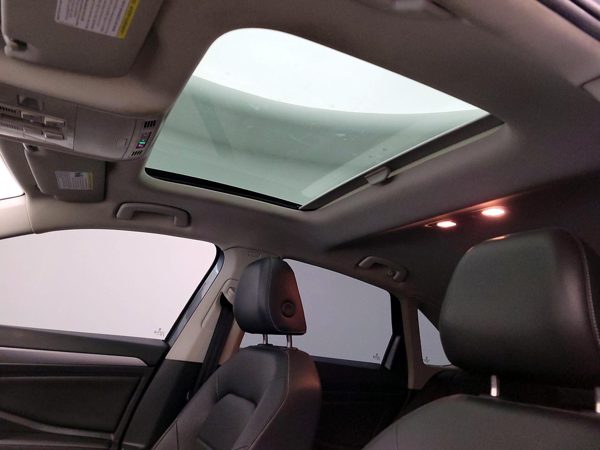 Thumbnail: 2024 Volkswagen Jetta - 19