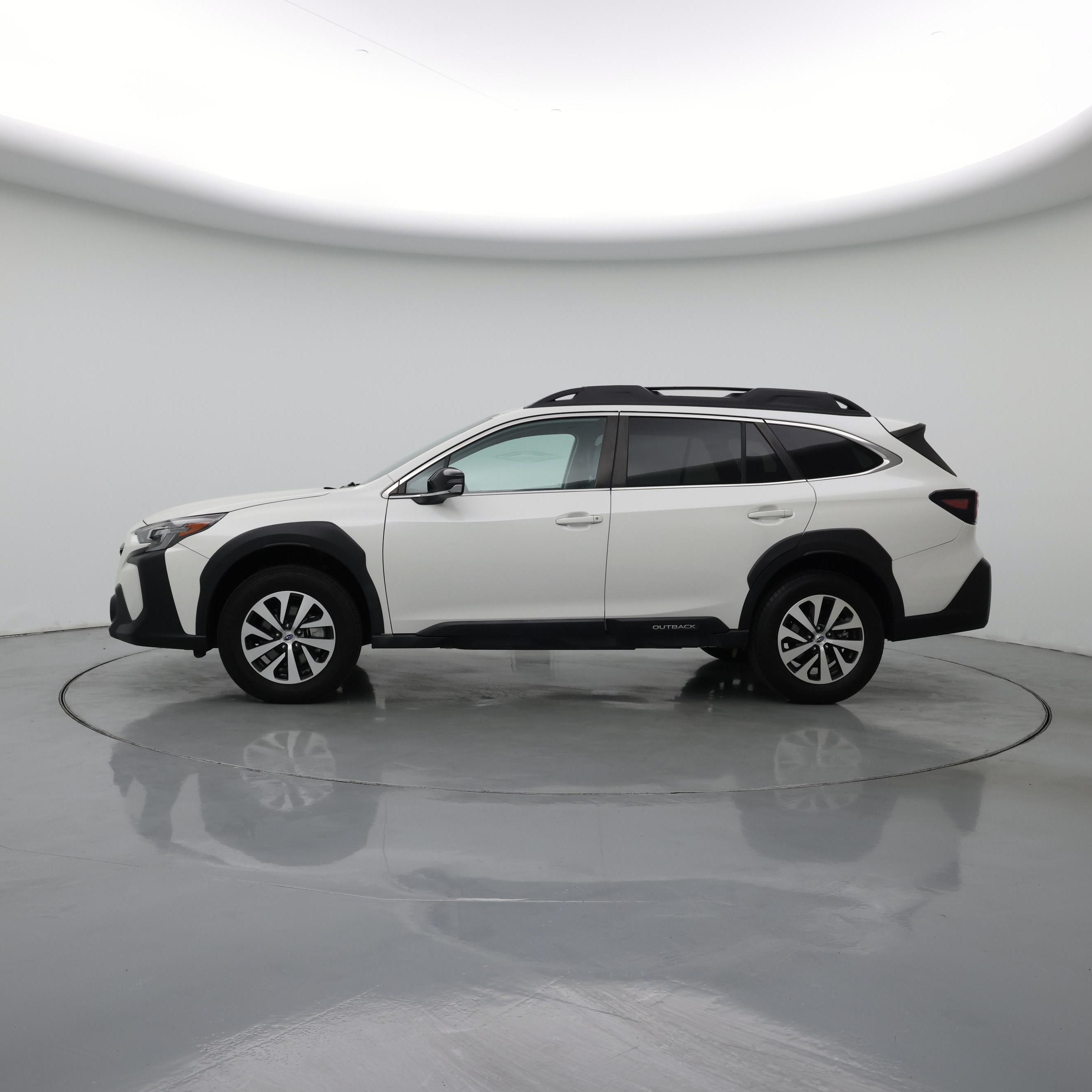 Thumbnail: 2023 Subaru Outback - 3