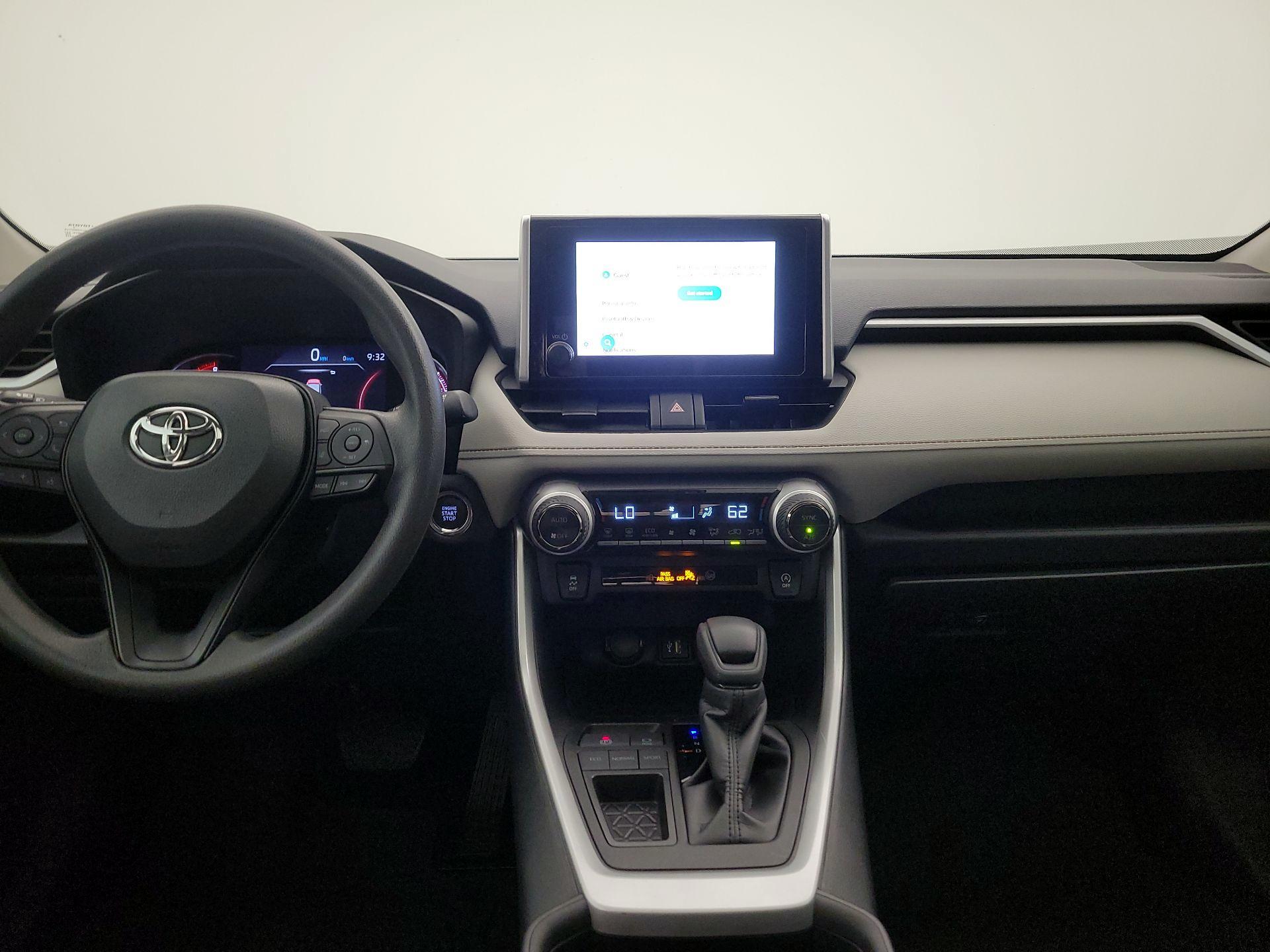 Thumbnail: 2024 Toyota RAV4 - 9