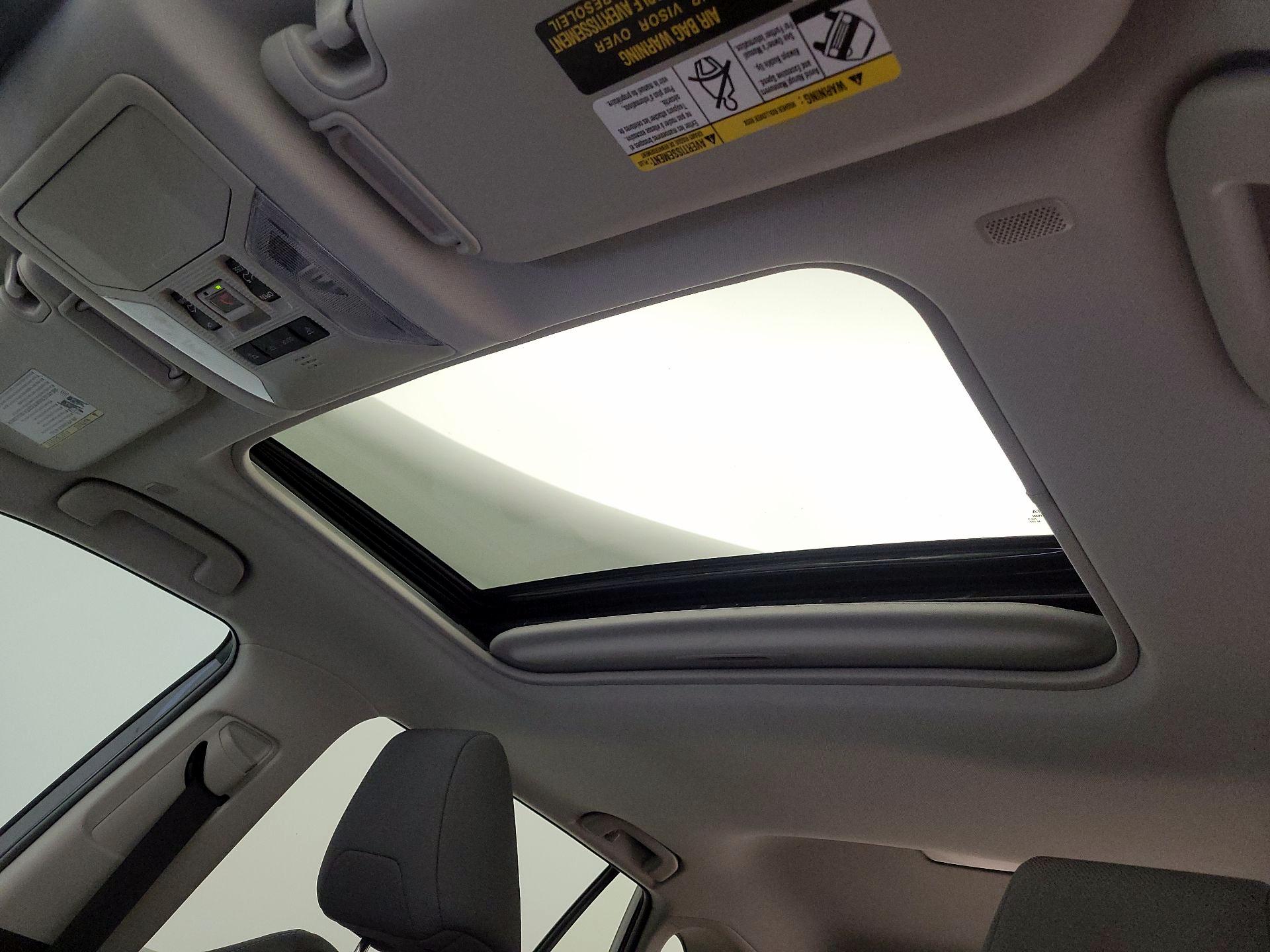 Thumbnail: 2024 Toyota RAV4 - 19