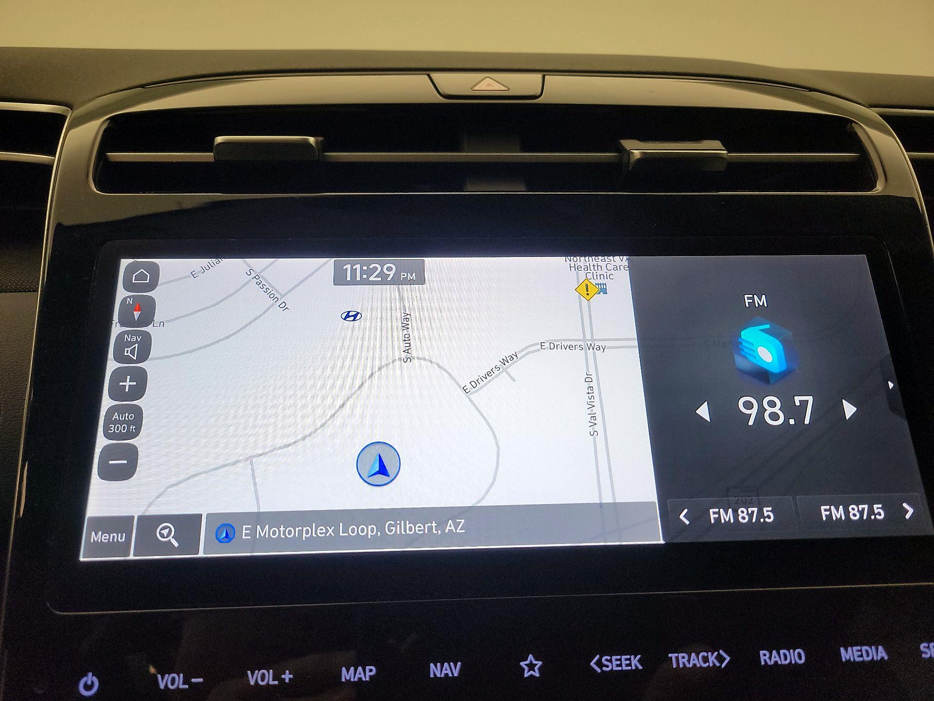 Thumbnail: 2022 Hyundai Tucson - 14