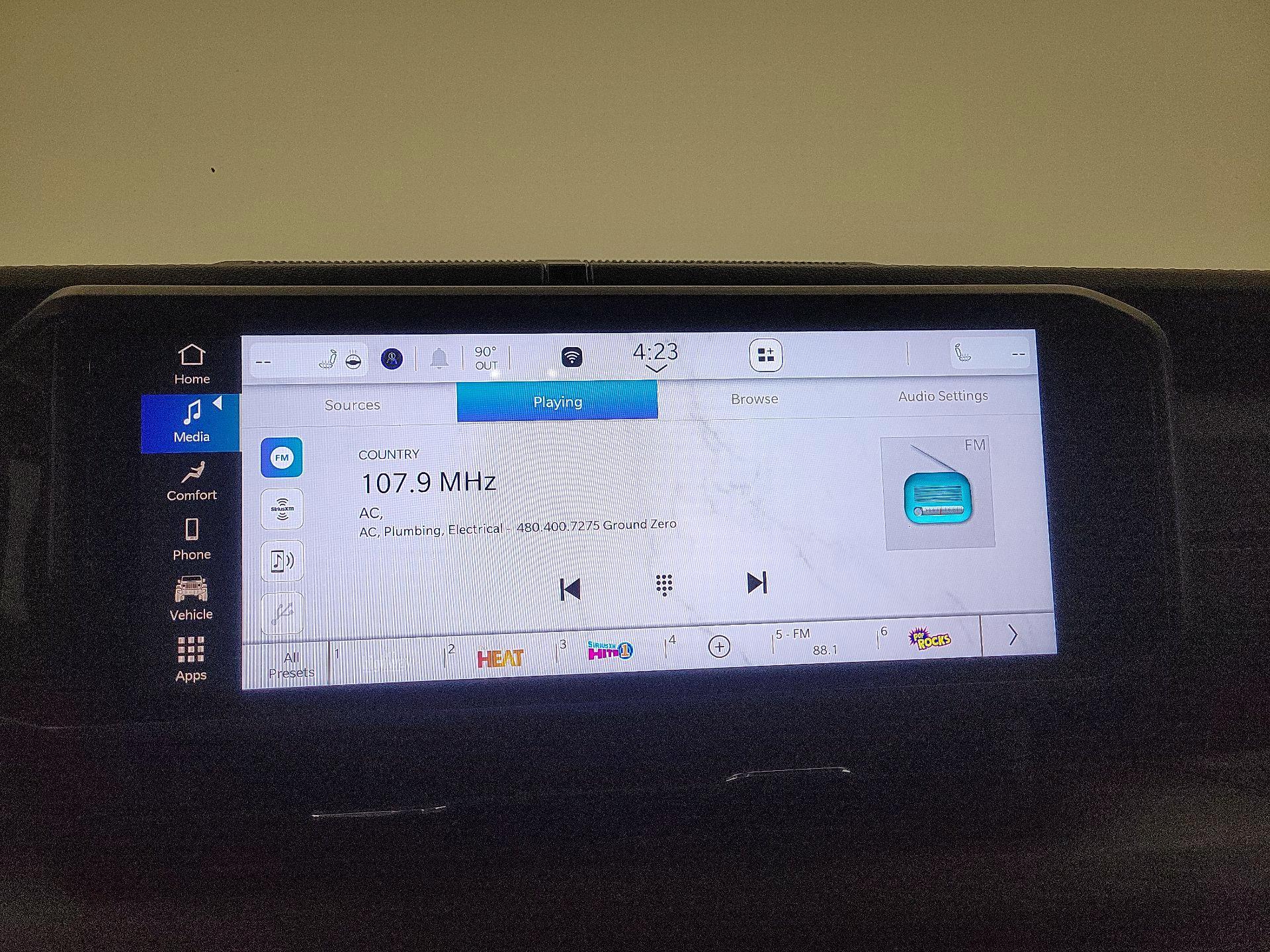 Thumbnail: 2024 Jeep Wrangler - 15