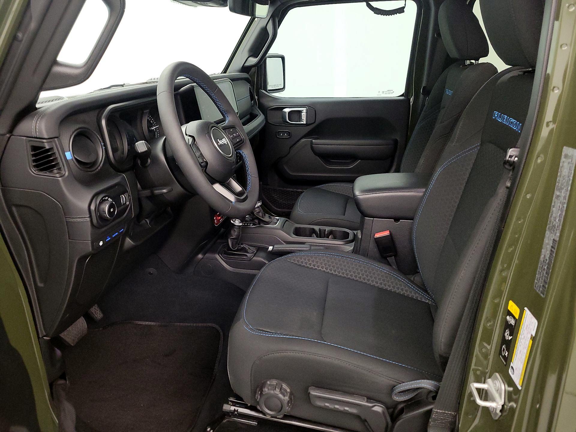 Thumbnail: 2024 Jeep Wrangler - 11