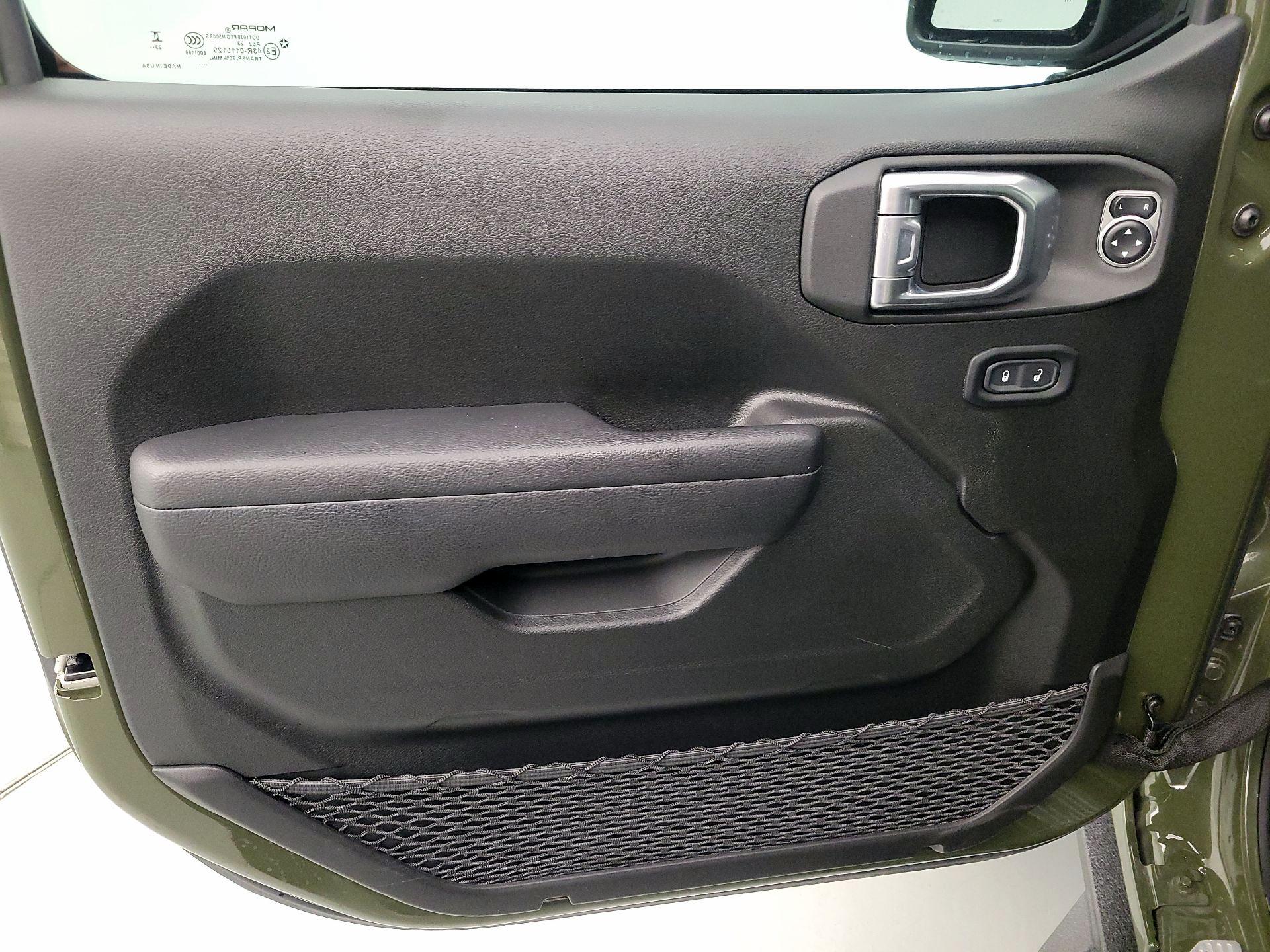 Thumbnail: 2024 Jeep Wrangler - 12