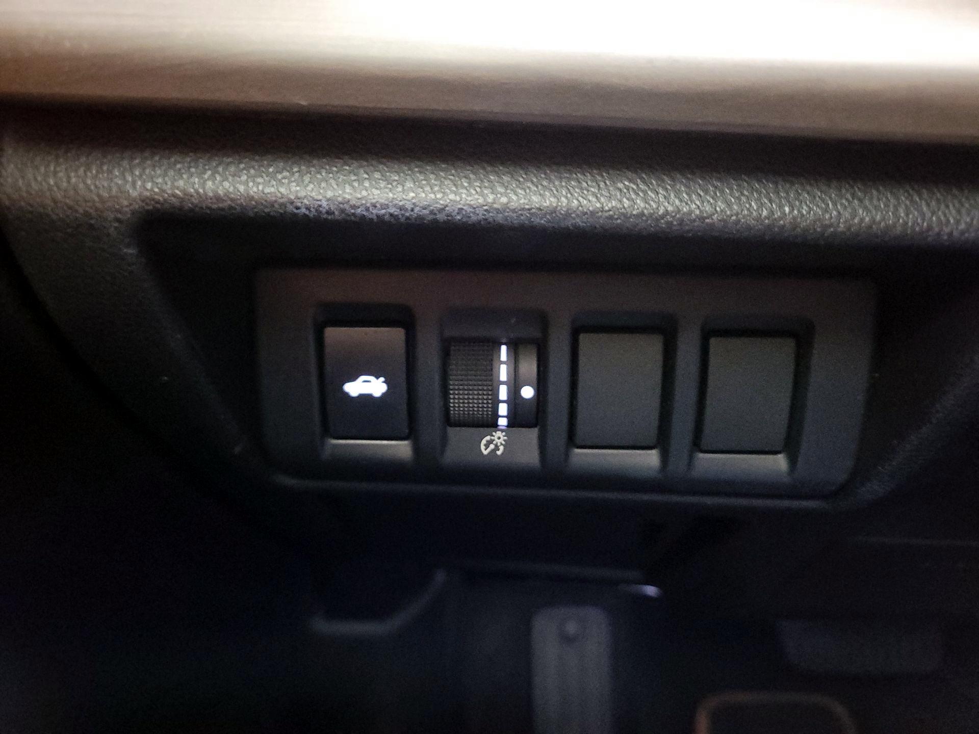 Thumbnail: 2020 Subaru Legacy - 13