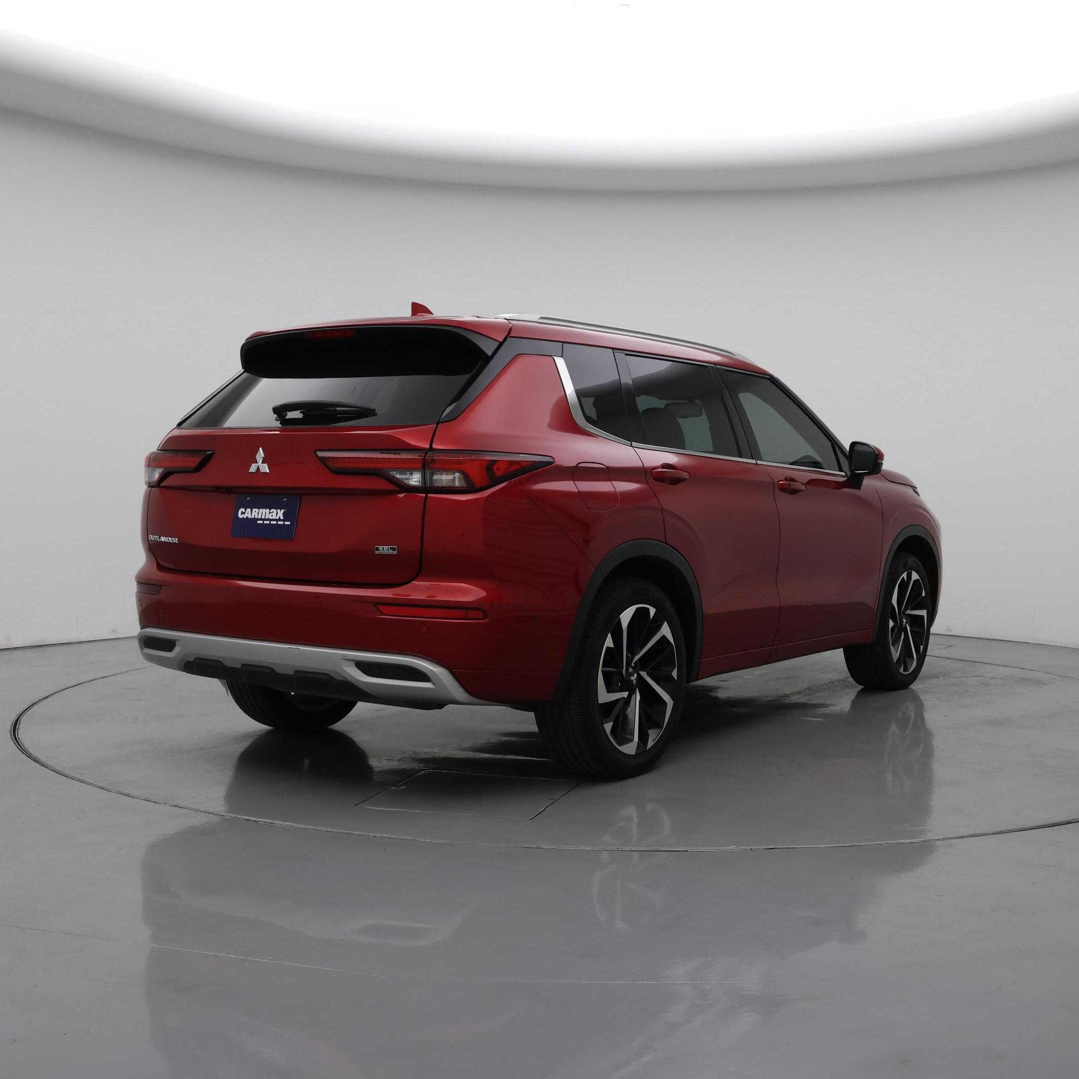 Thumbnail: 2022 Mitsubishi Outlander - 8