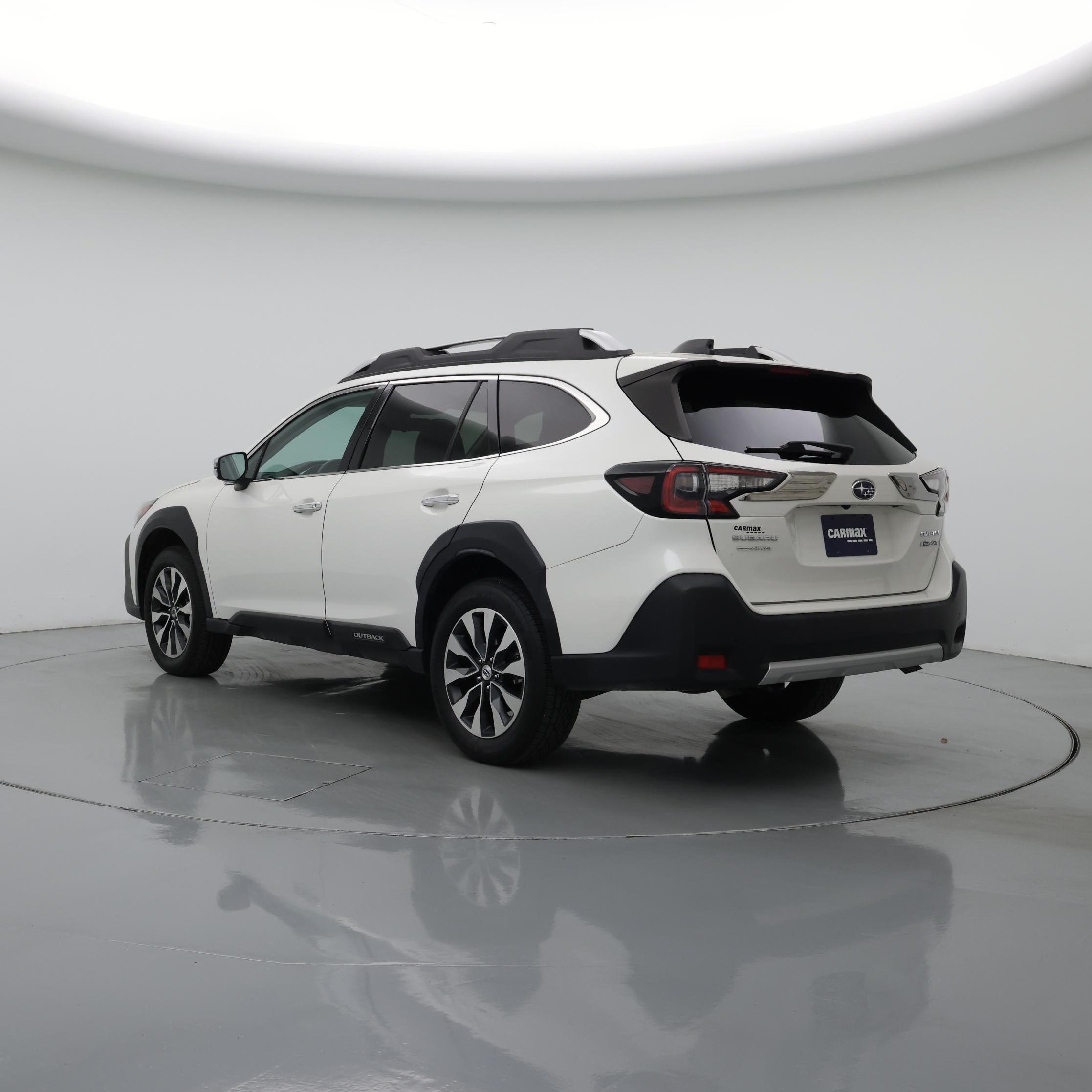 Thumbnail: 2023 Subaru Outback - 2