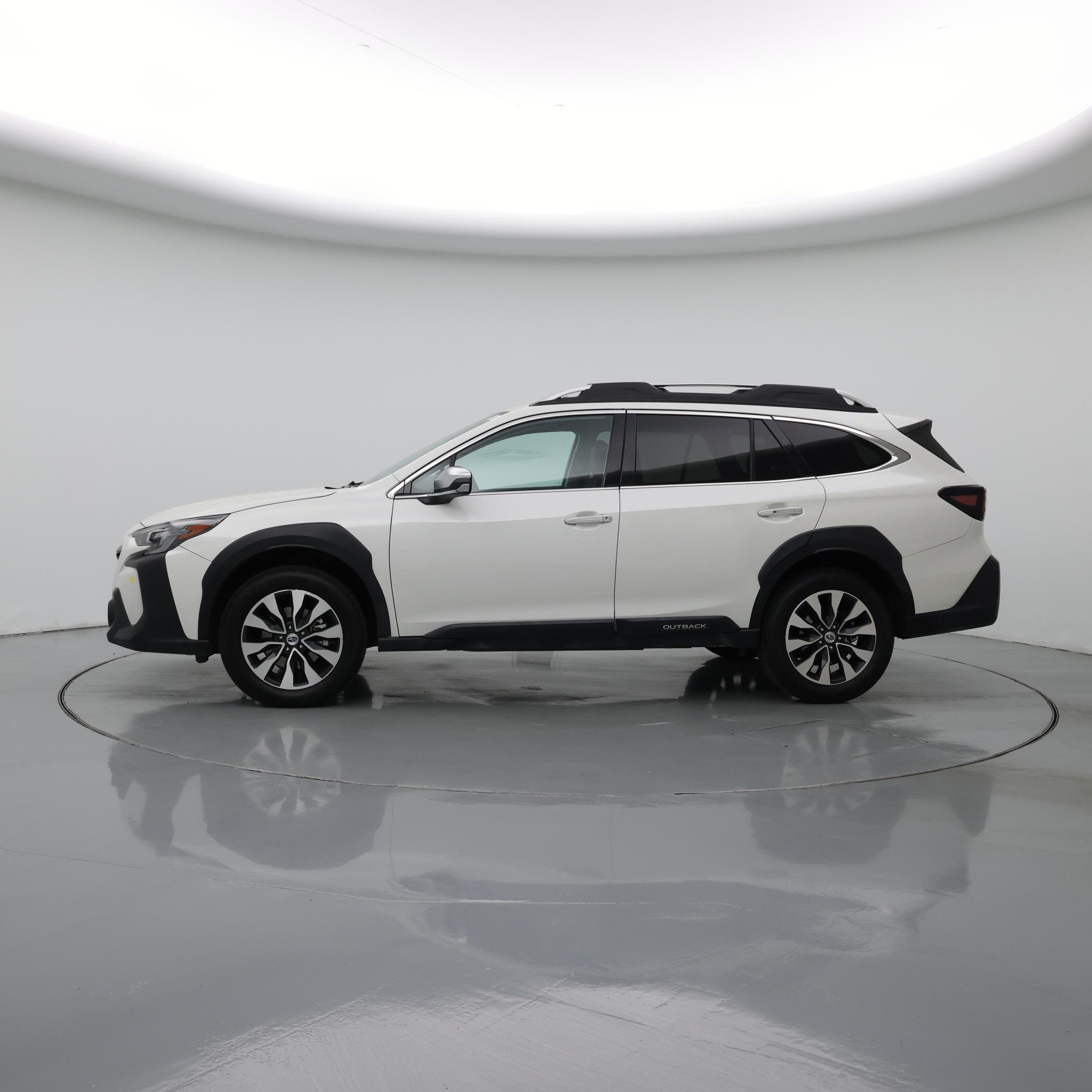 Thumbnail: 2023 Subaru Outback - 3