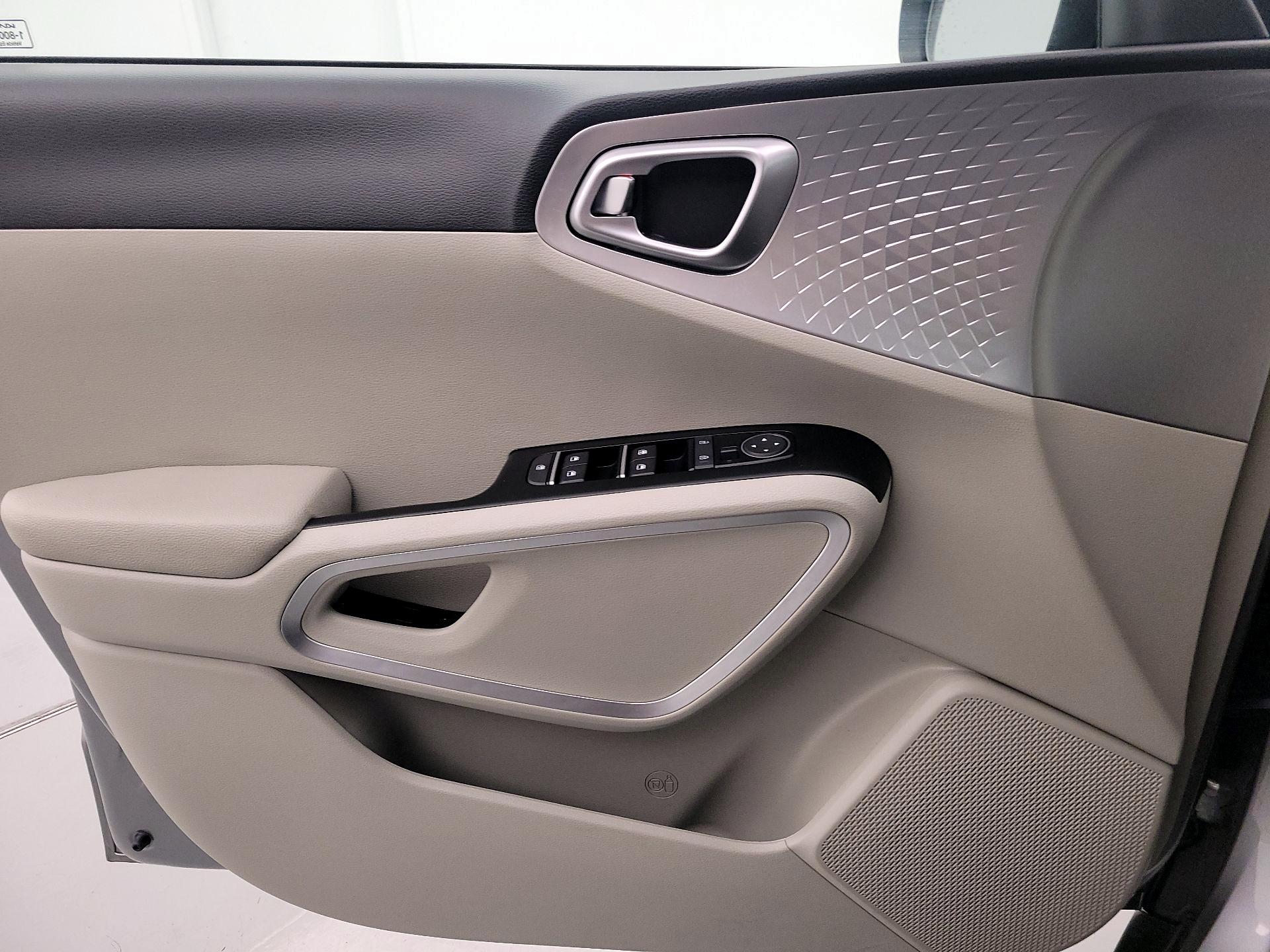 Thumbnail: 2025 Kia Soul - 12