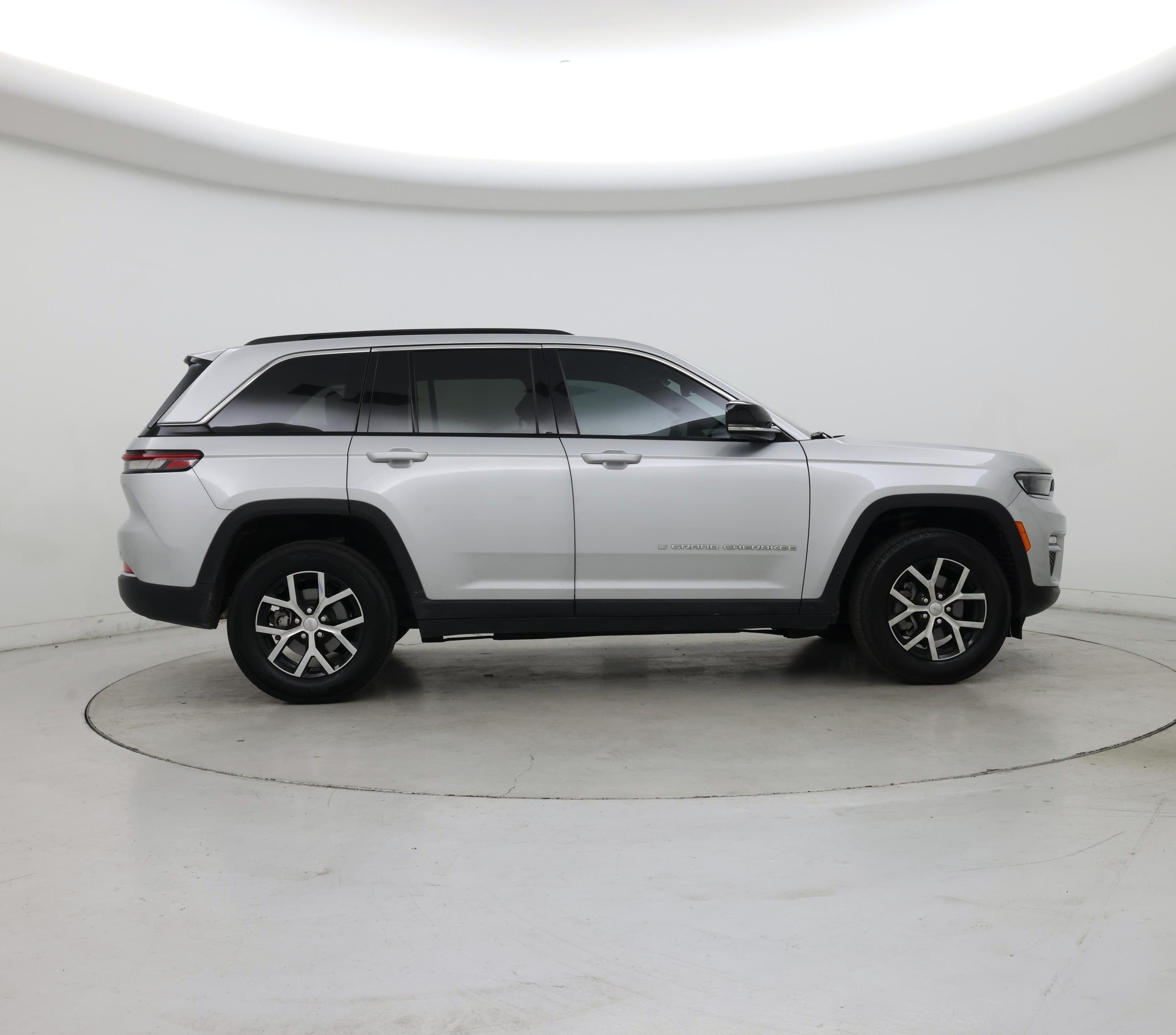 Thumbnail: 2025 Jeep Grand Cherokee - 7