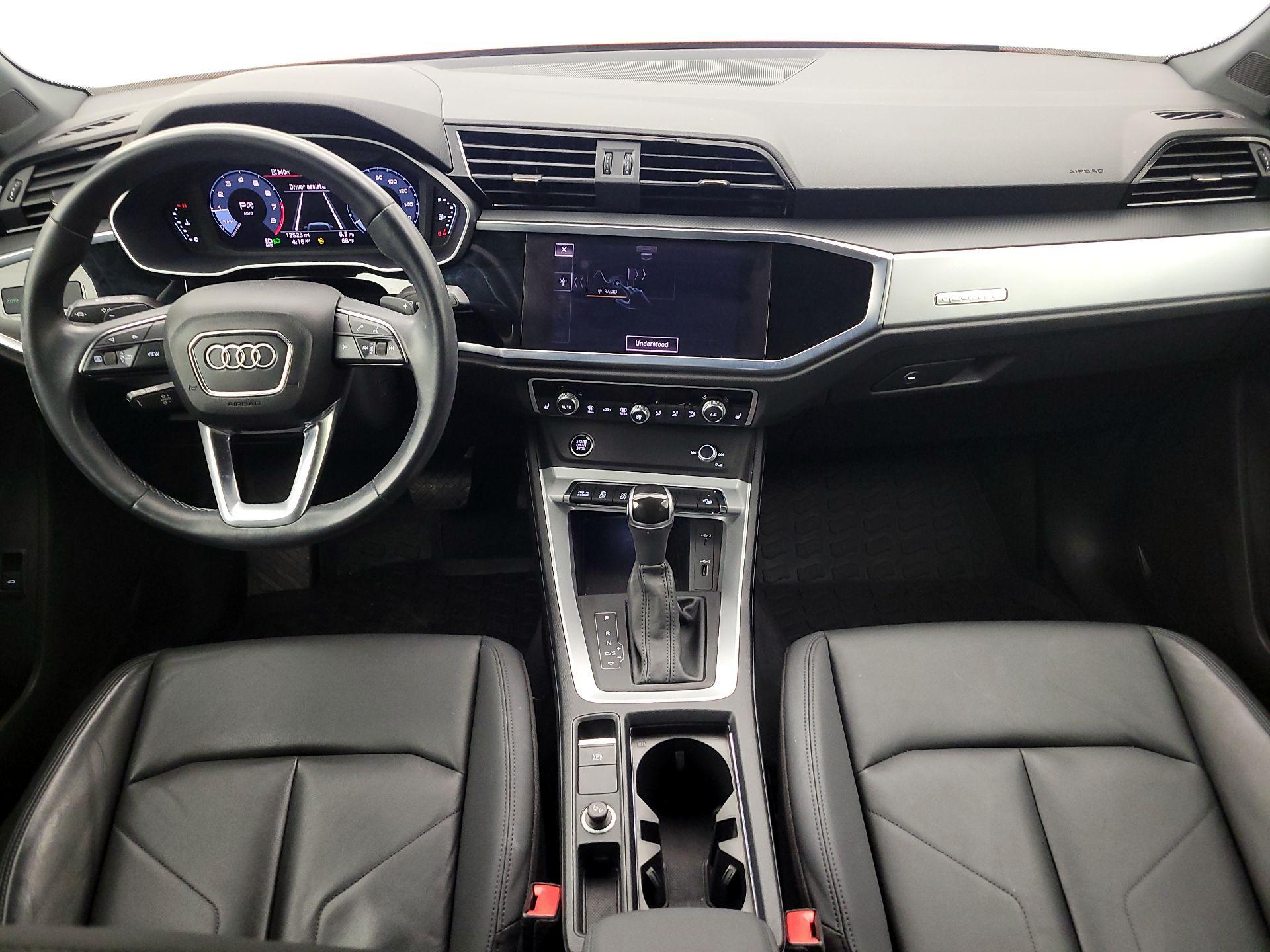 Thumbnail: 2021 Audi Q3 - 9