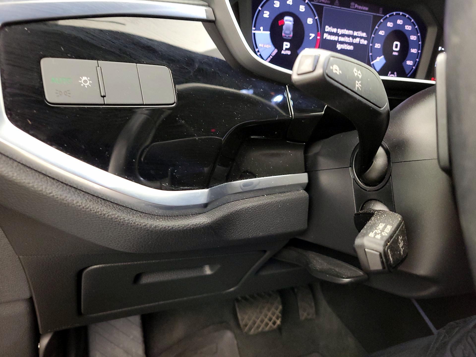 Thumbnail: 2021 Audi Q3 - 13