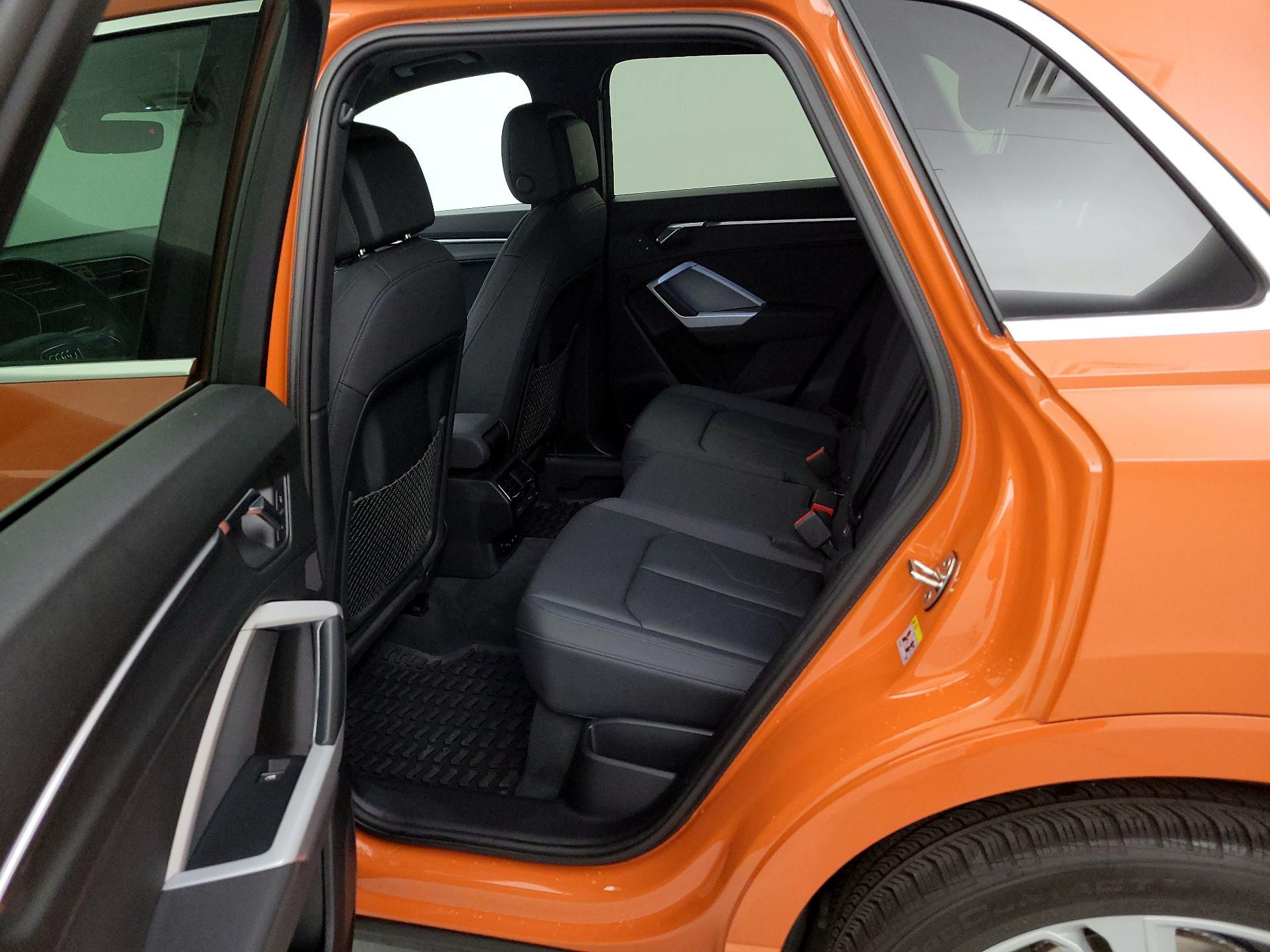 Thumbnail: 2021 Audi Q3 - 20