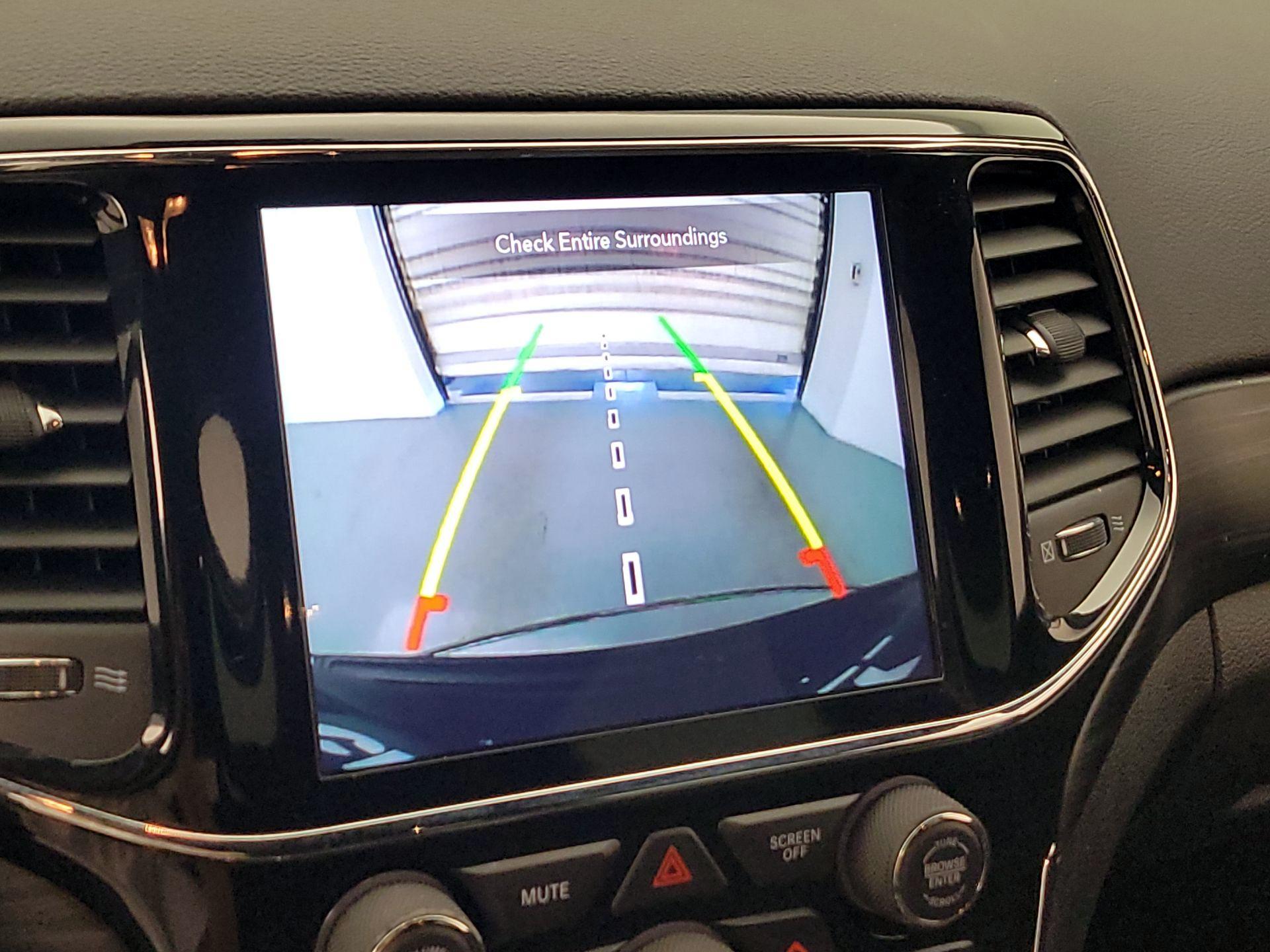 Thumbnail: 2020 Jeep Grand Cherokee - 15