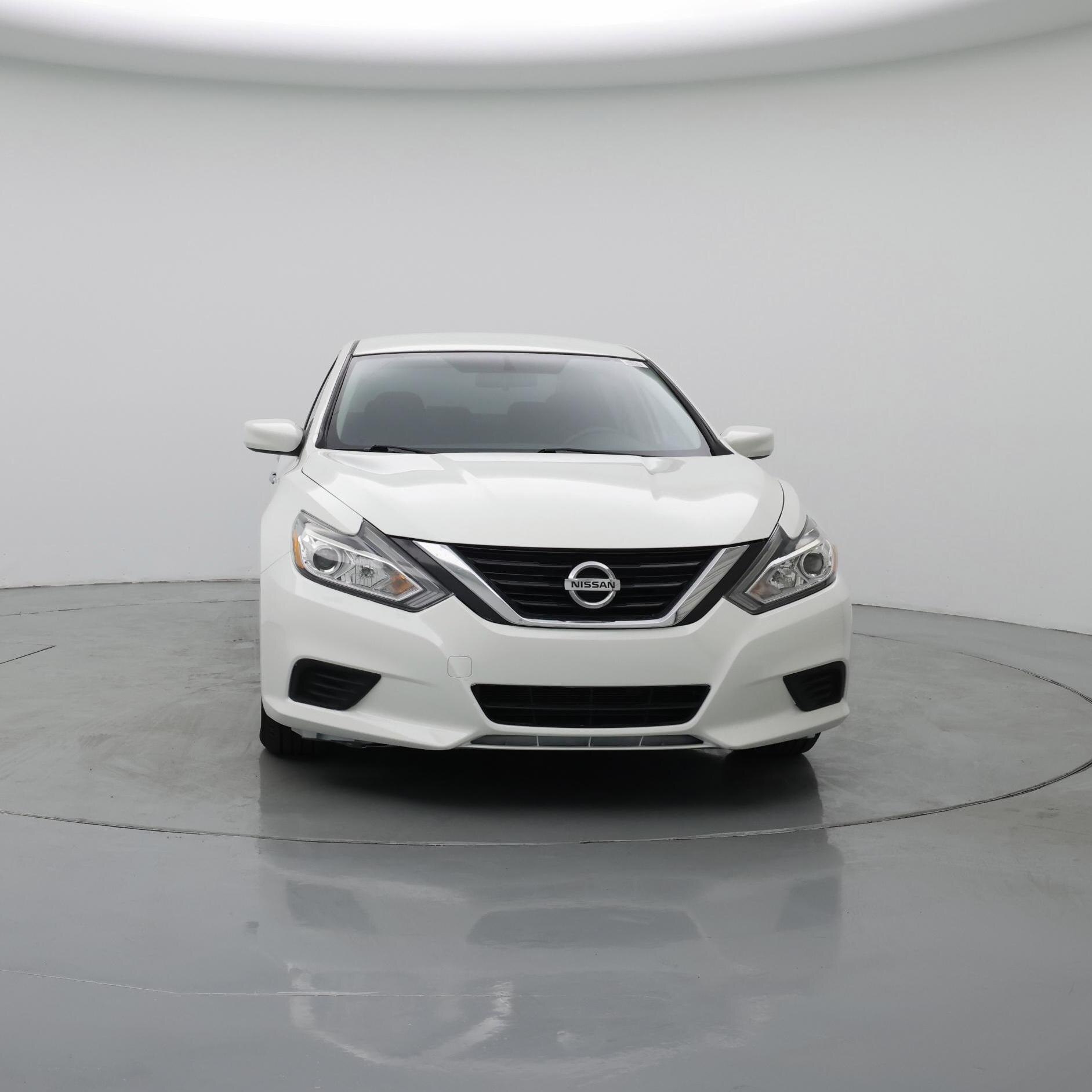 Thumbnail: 2018 Nissan Altima - 5