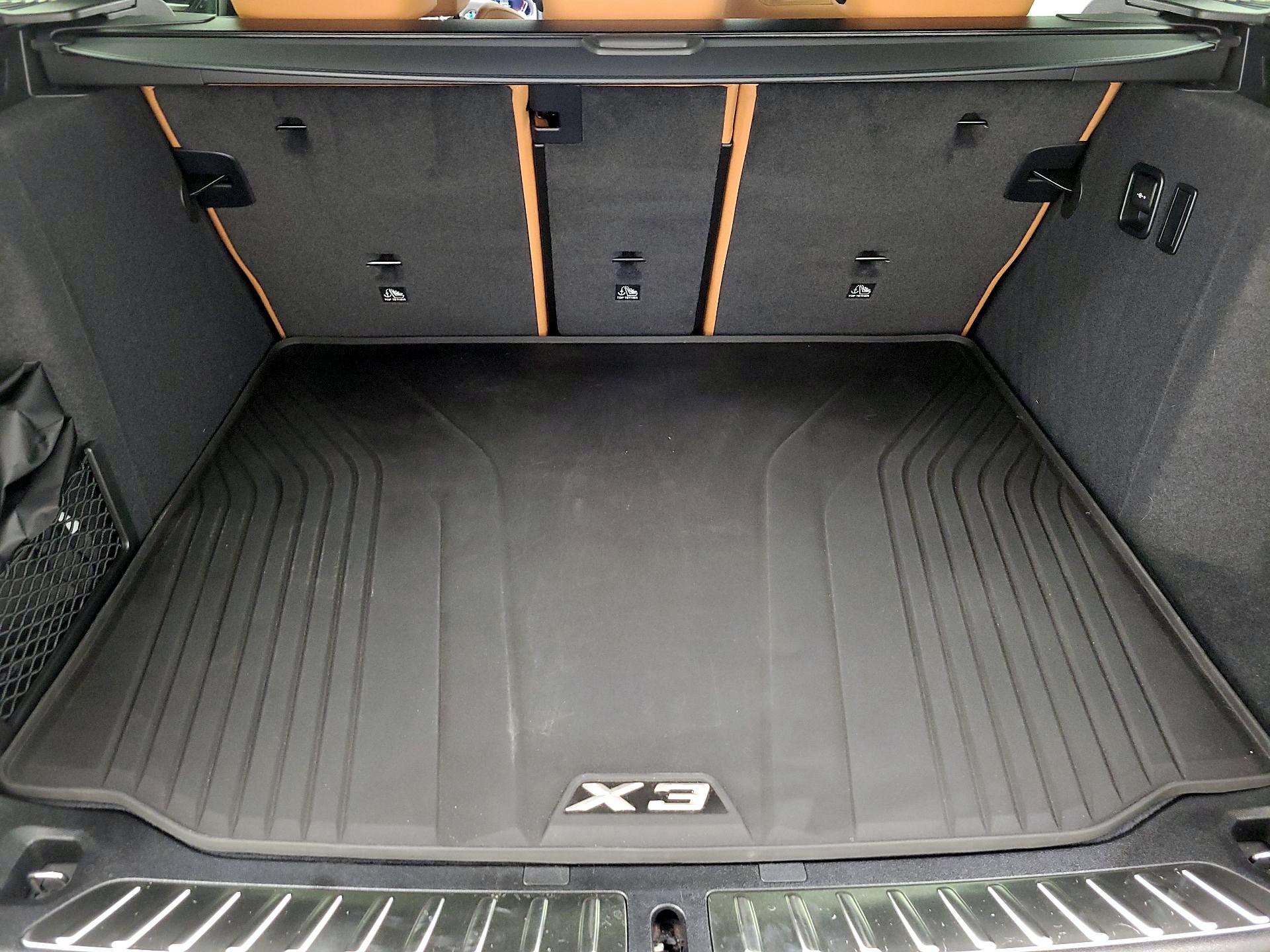 Thumbnail: 2024 BMW X3 - 16