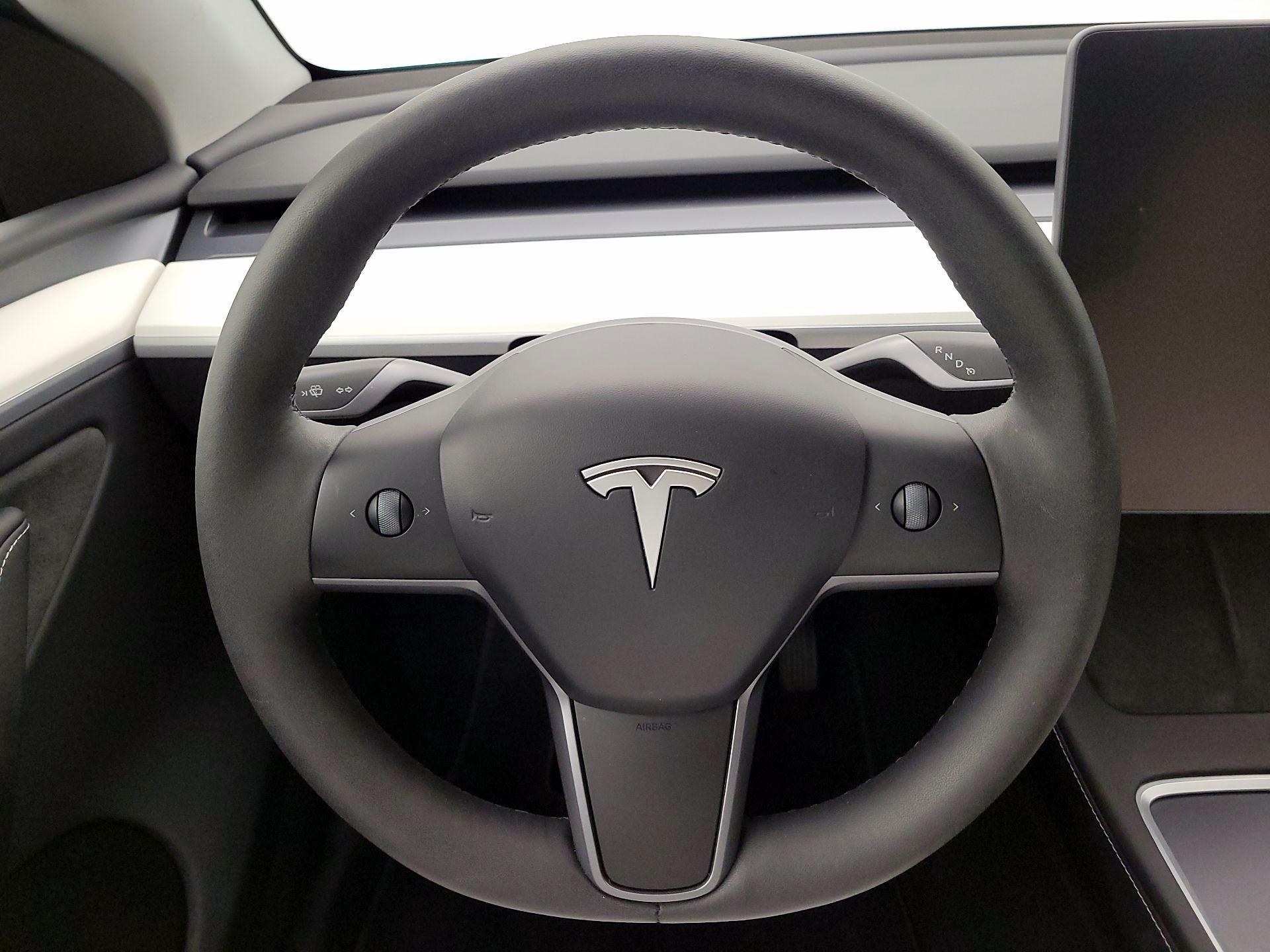 Thumbnail: 2024 Tesla Model Y - 10