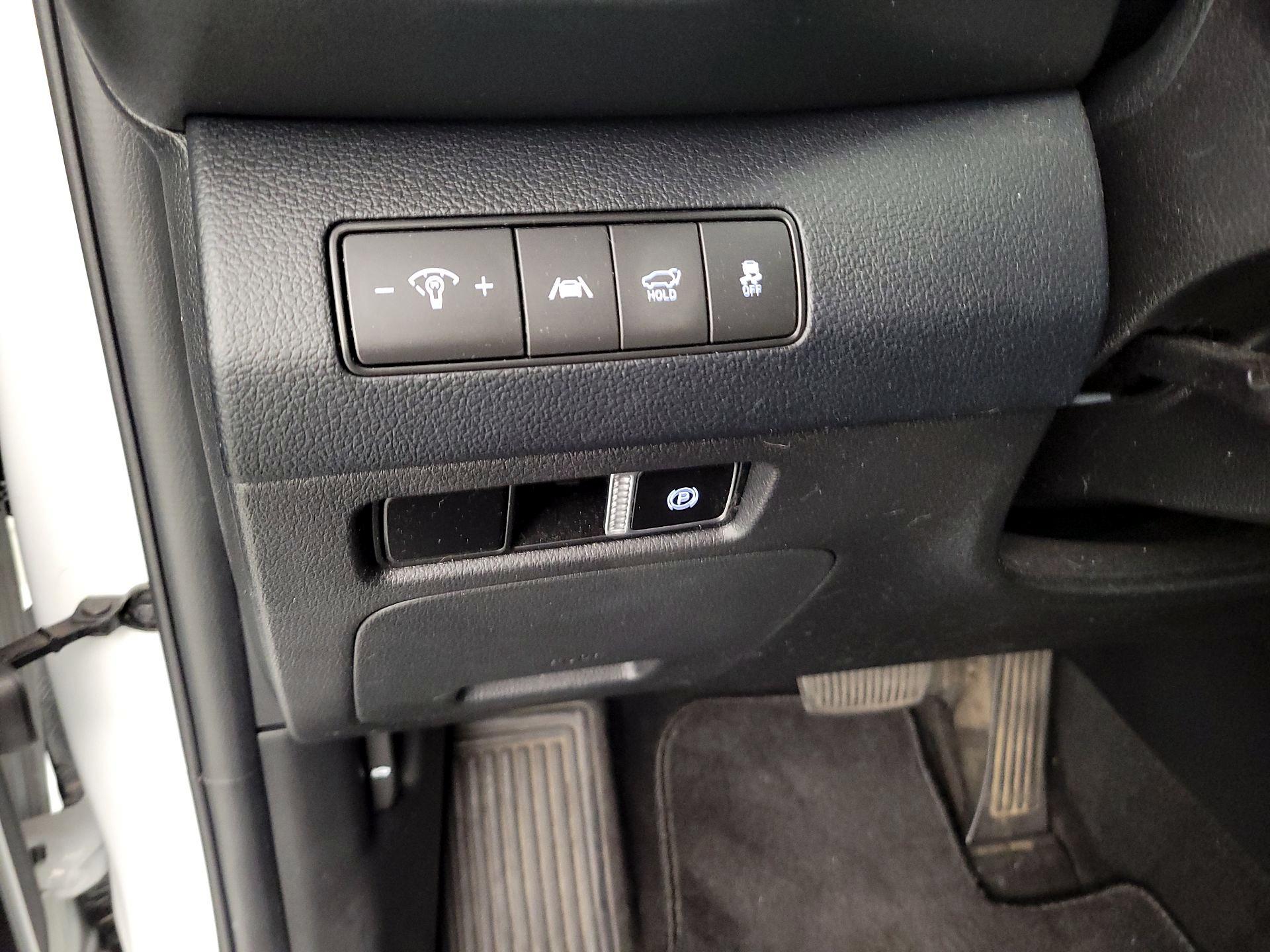 Thumbnail: 2022 Hyundai Santa Fe - 13