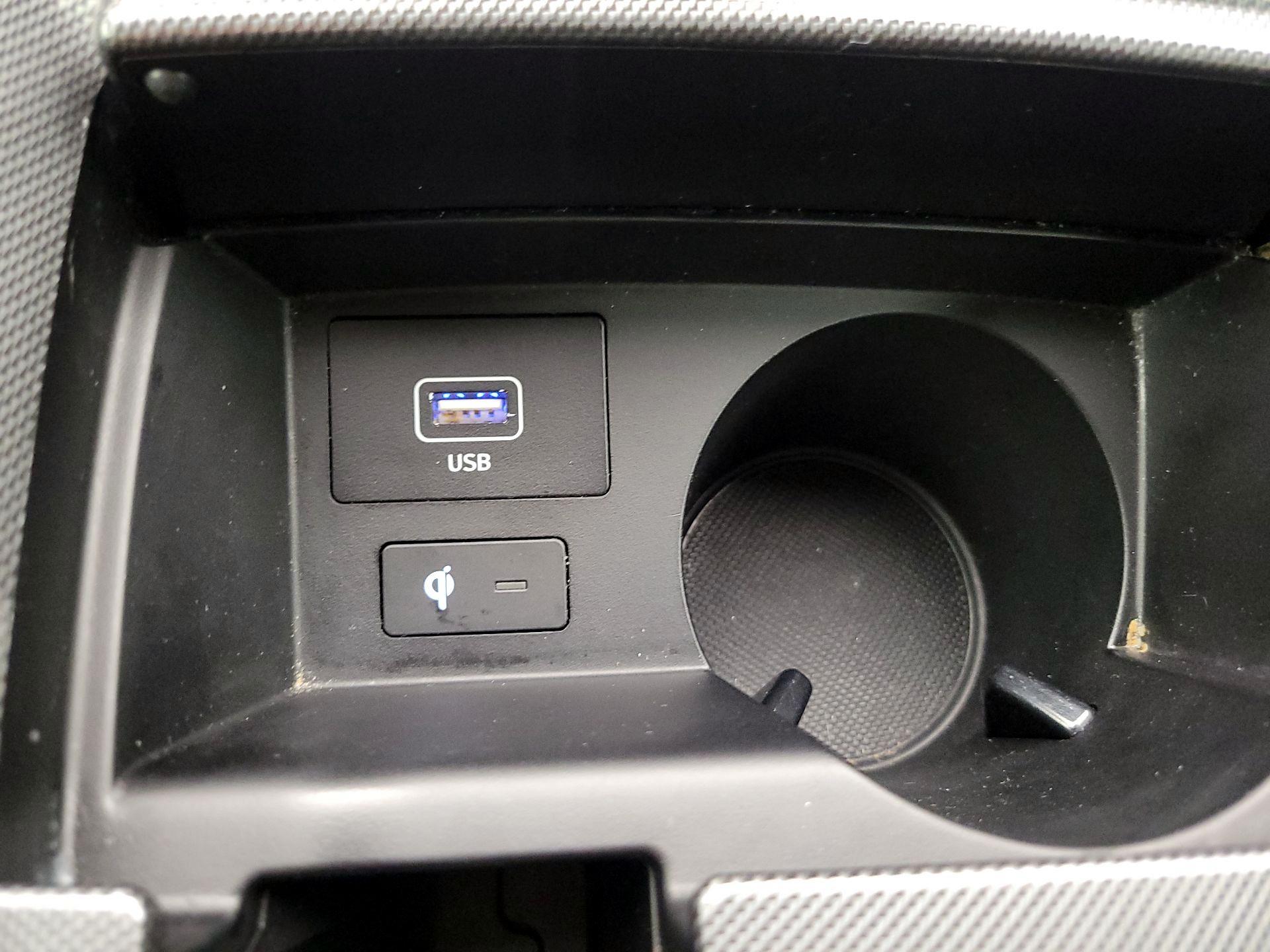 Thumbnail: 2022 Hyundai Santa Fe - 18