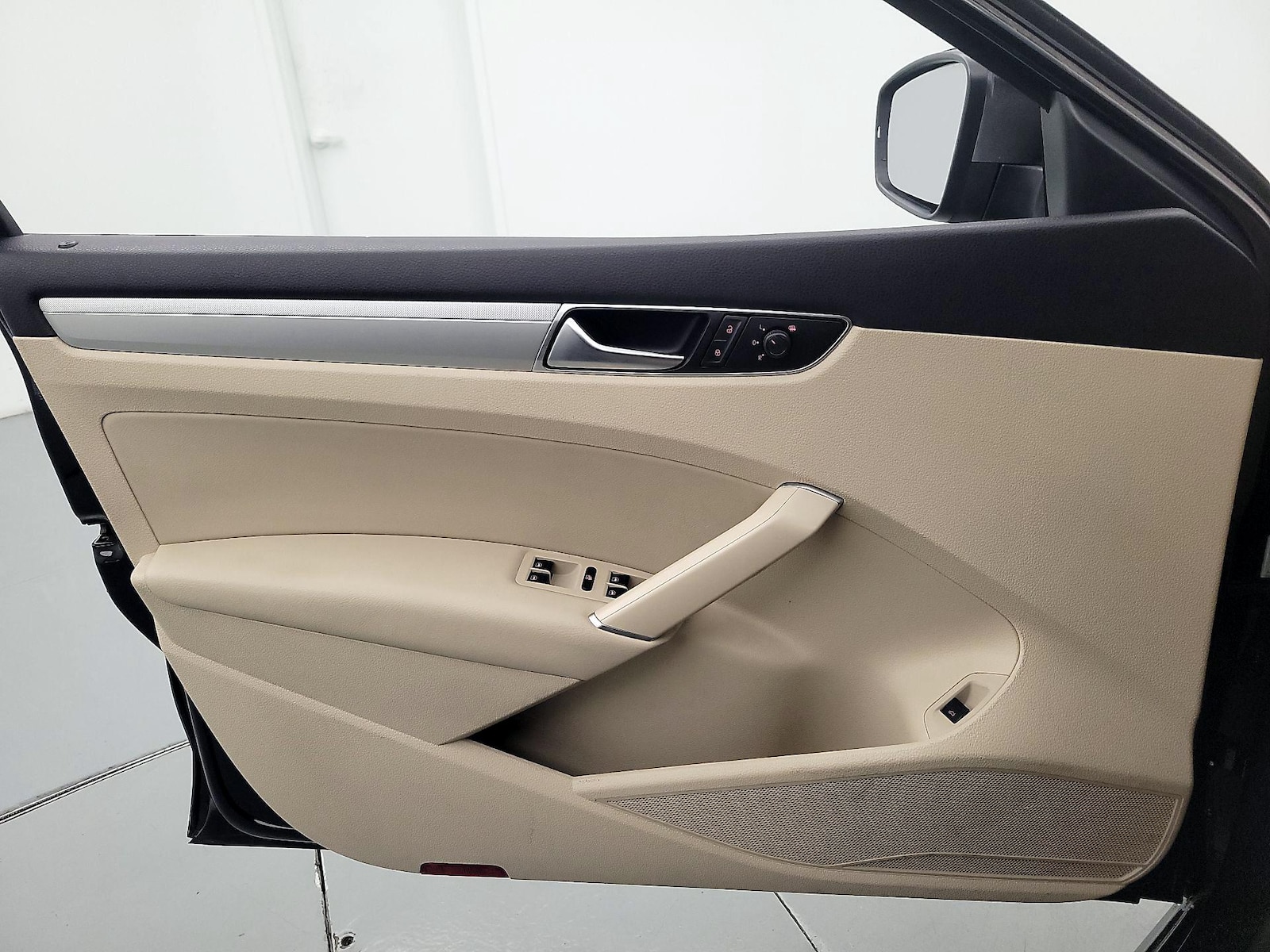 2019 Volkswagen Passat Wolfsburg Edition - Photo 13
