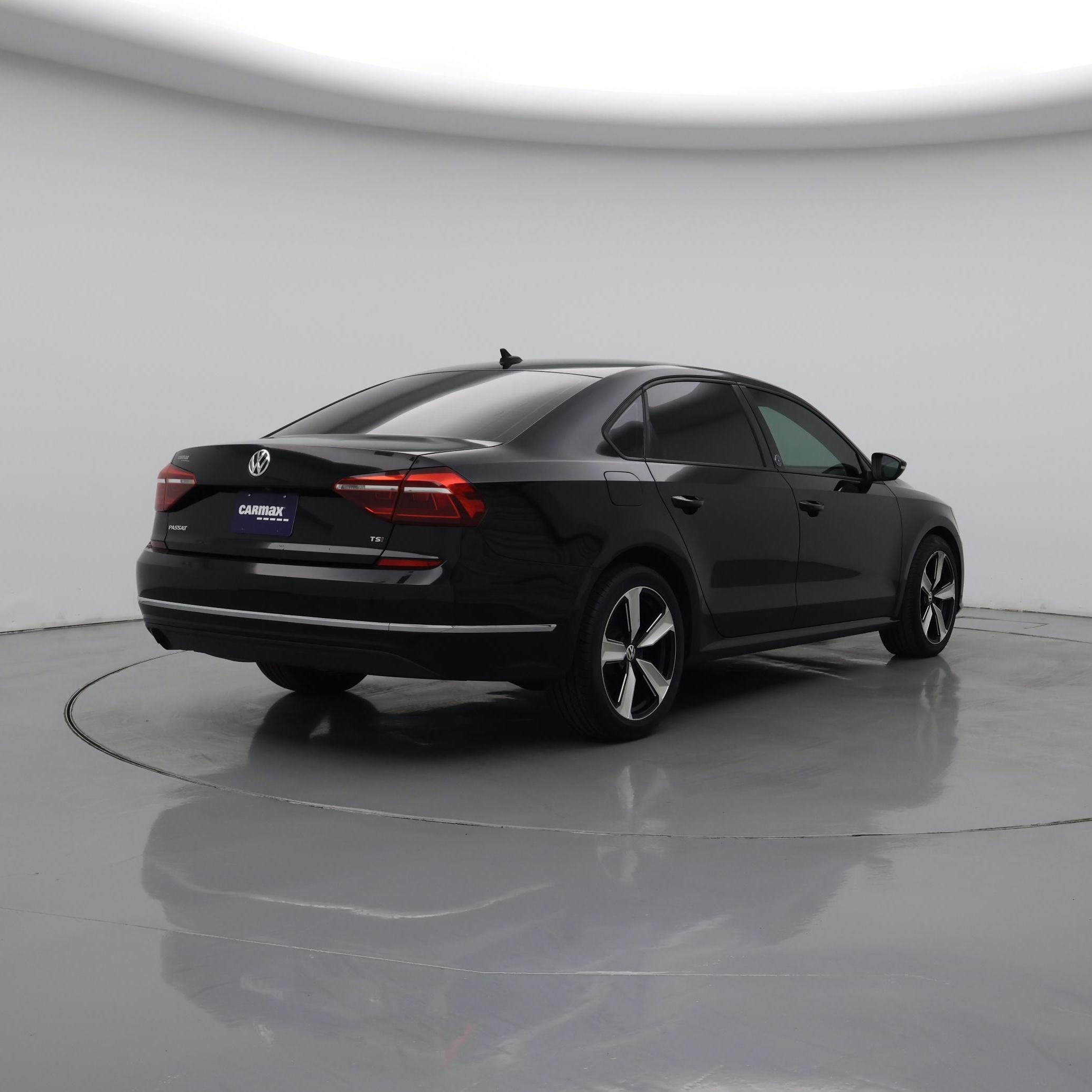 Thumbnail: 2019 Volkswagen Passat - 8