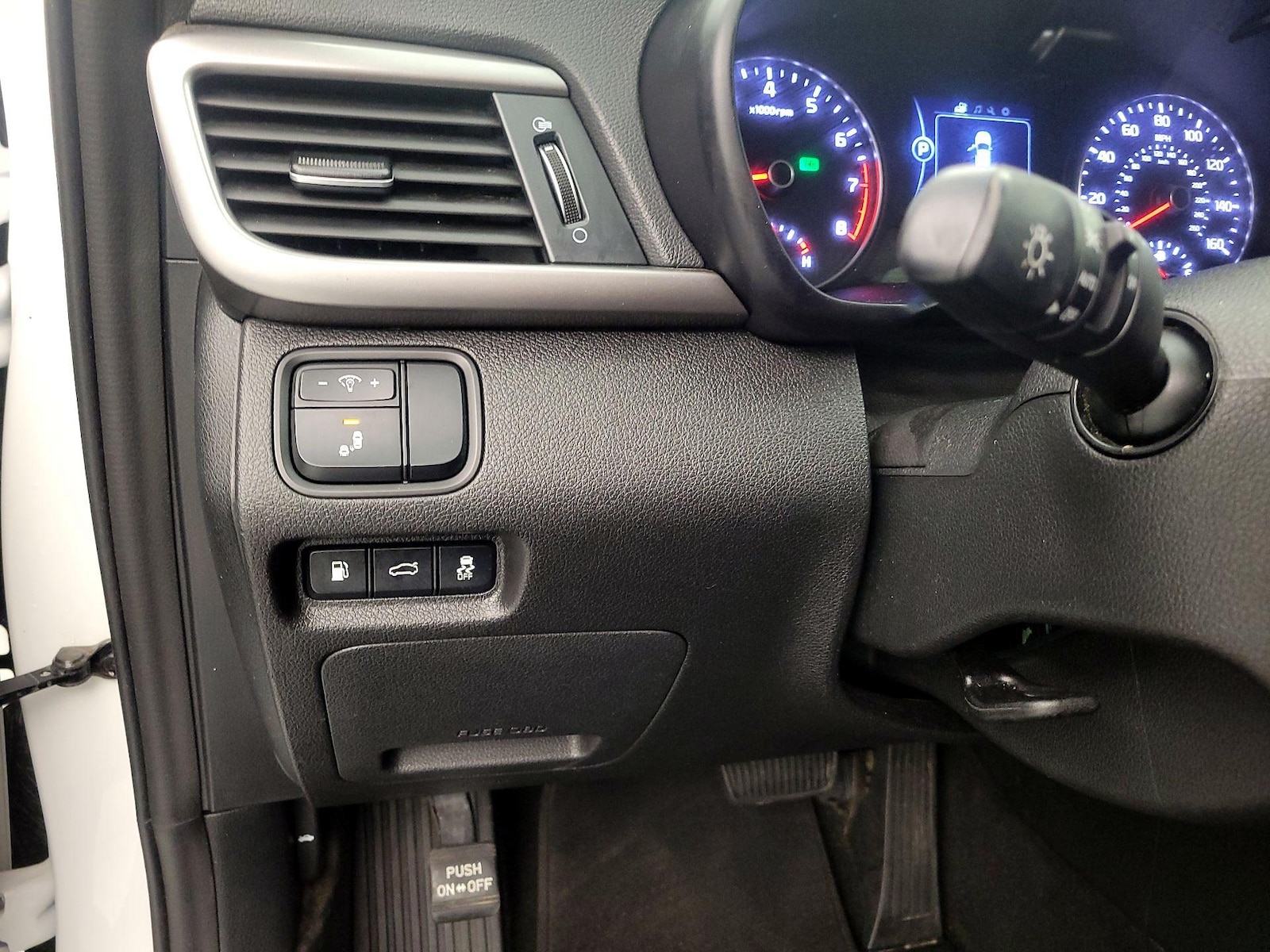 2018 Kia Optima S - Photo 14