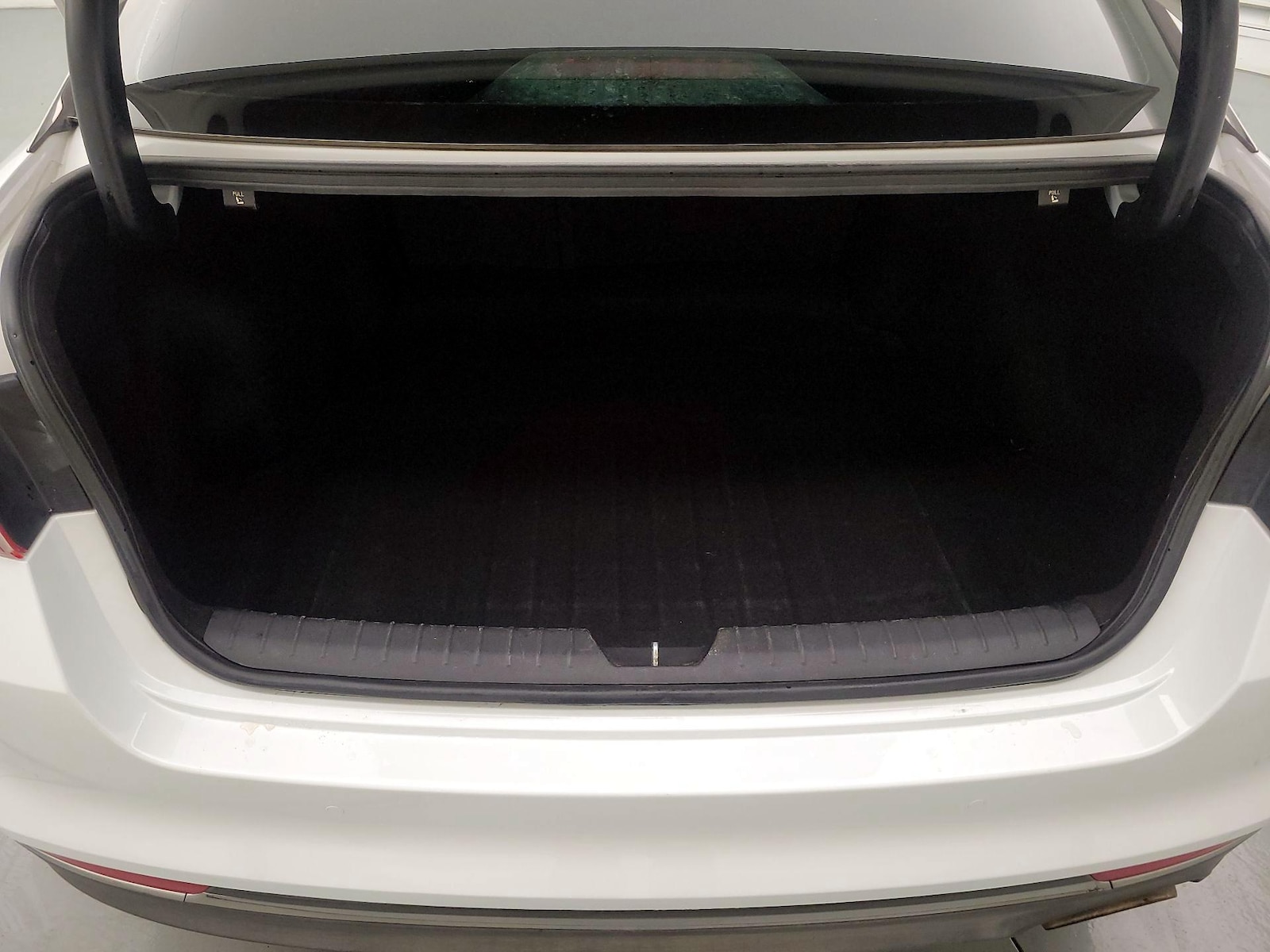 2018 Kia Optima S - Photo 21