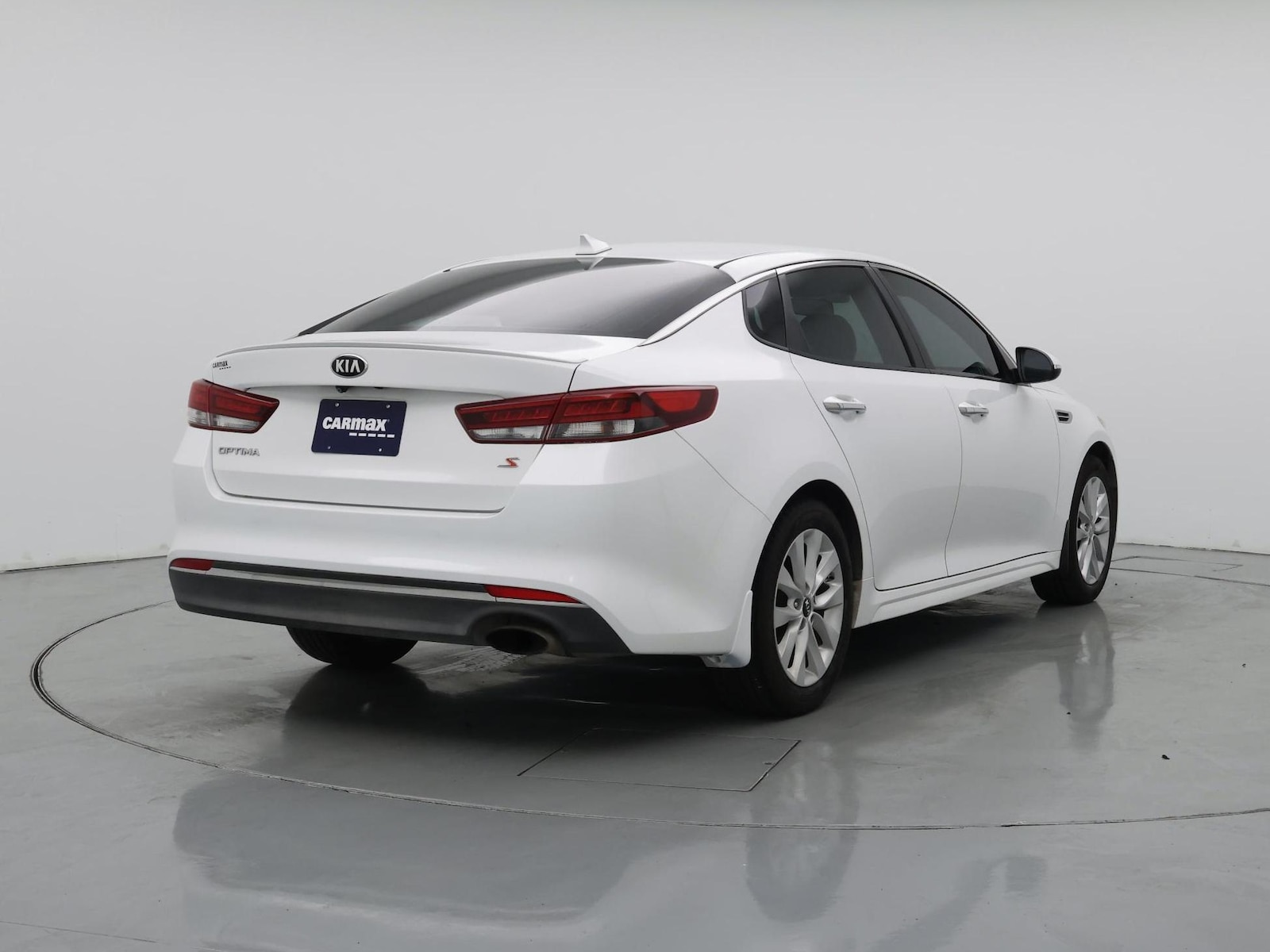 2018 Kia Optima S - Photo 9