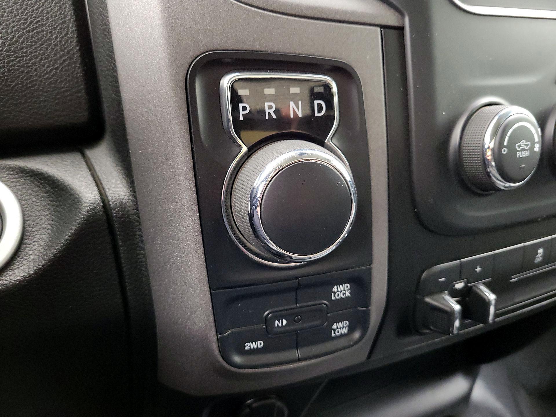 Thumbnail: 2021 RAM 1500 Classic - 15