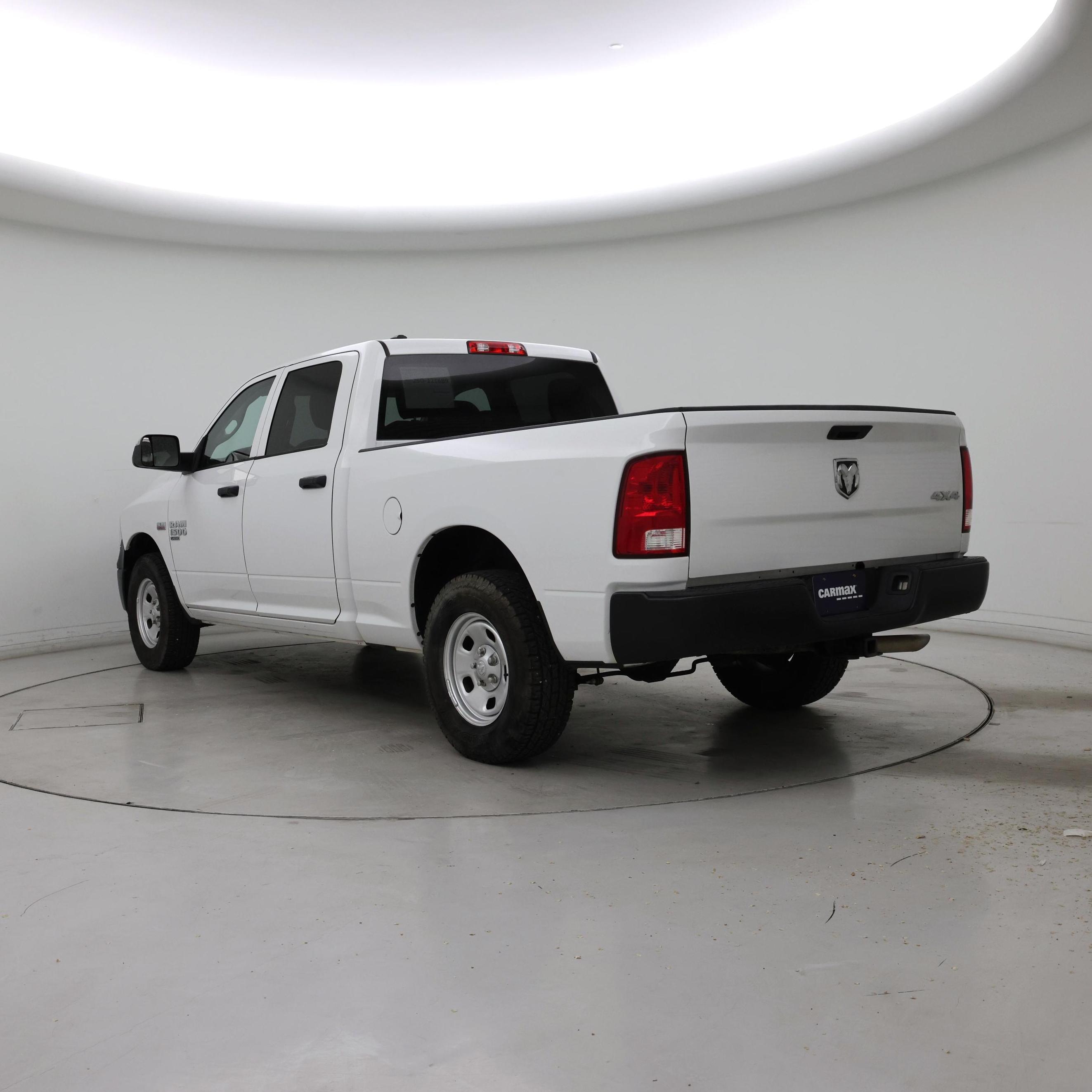 Thumbnail: 2021 RAM 1500 Classic - 2