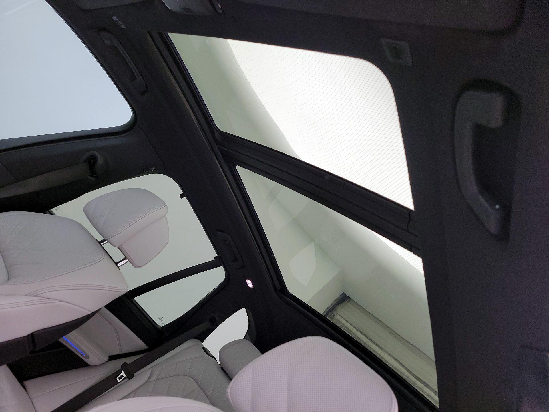 Thumbnail: 2023 BMW X5 - 20