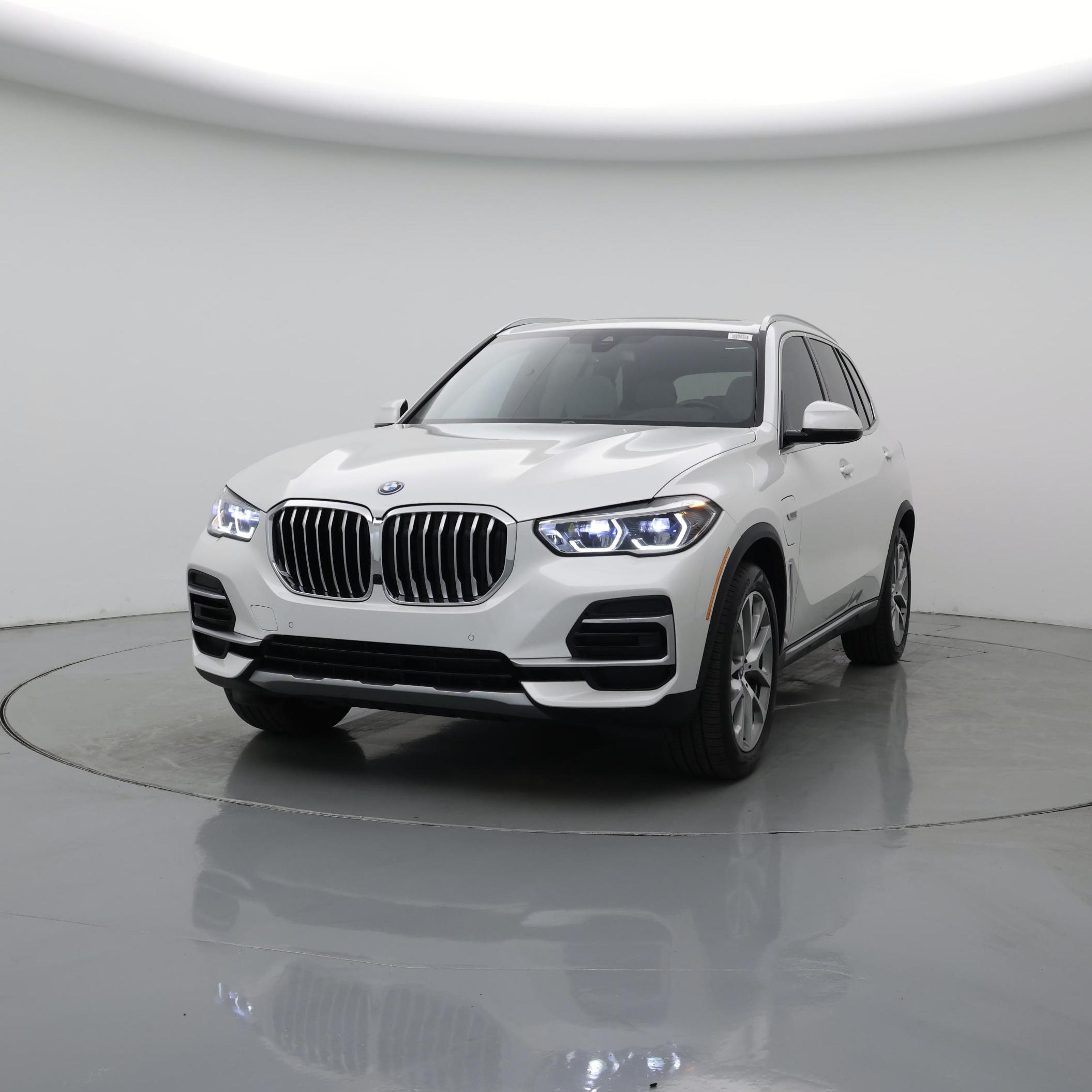 Thumbnail: 2023 BMW X5 - 4