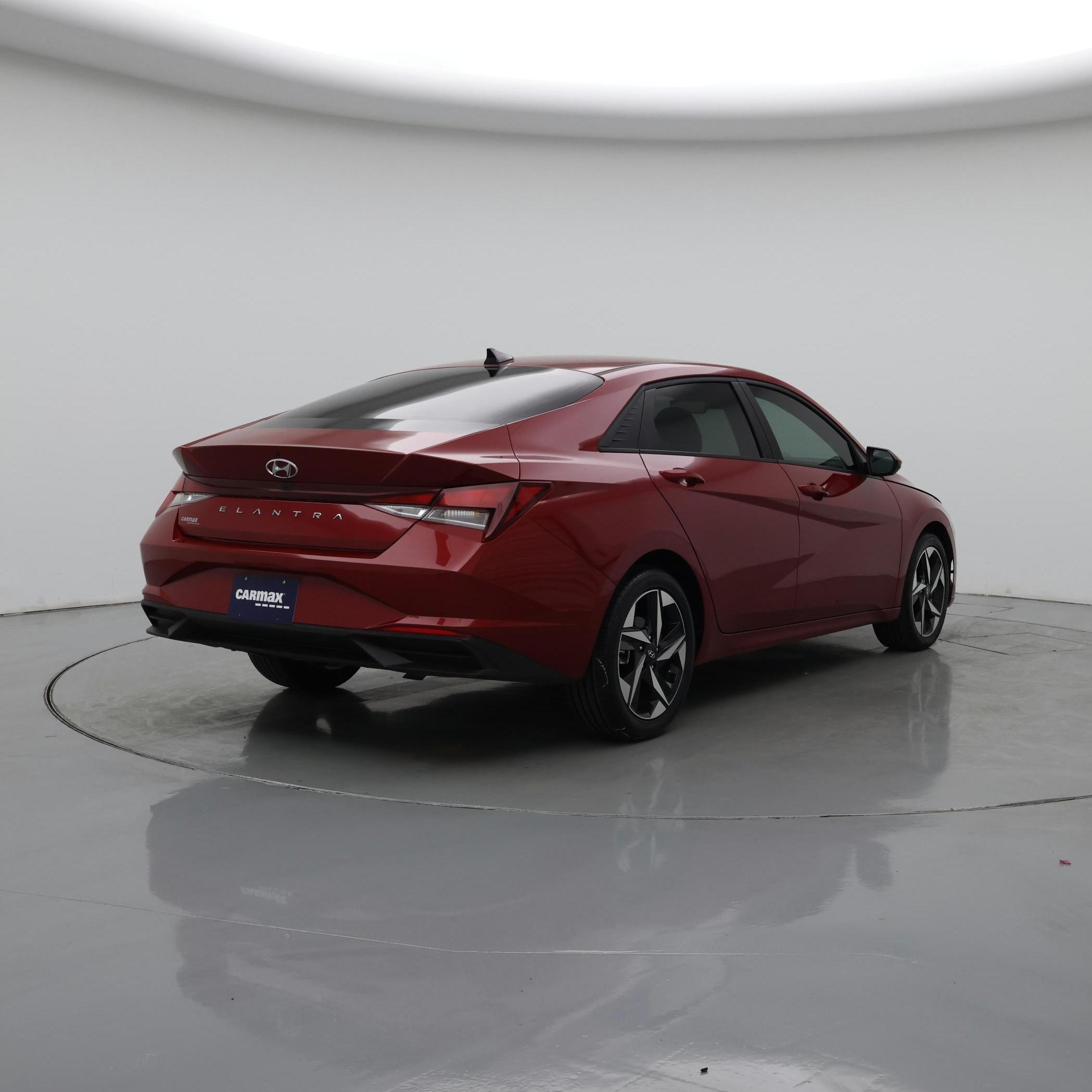 Thumbnail: 2023 Hyundai Elantra - 8