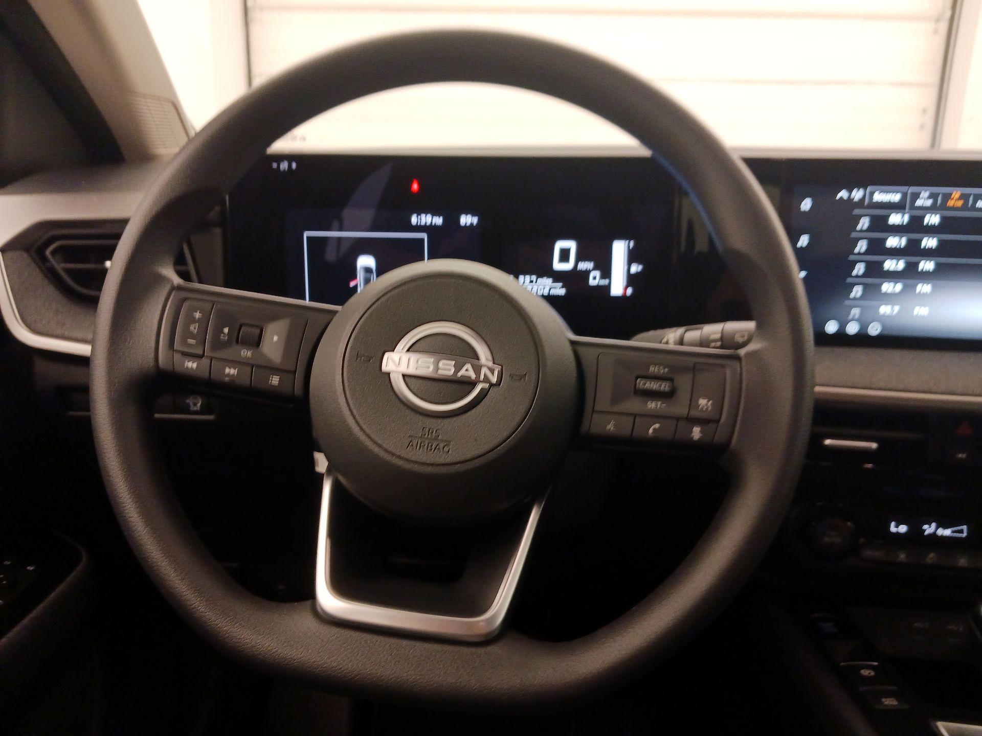 Thumbnail: 2026 Nissan Kicks - 10