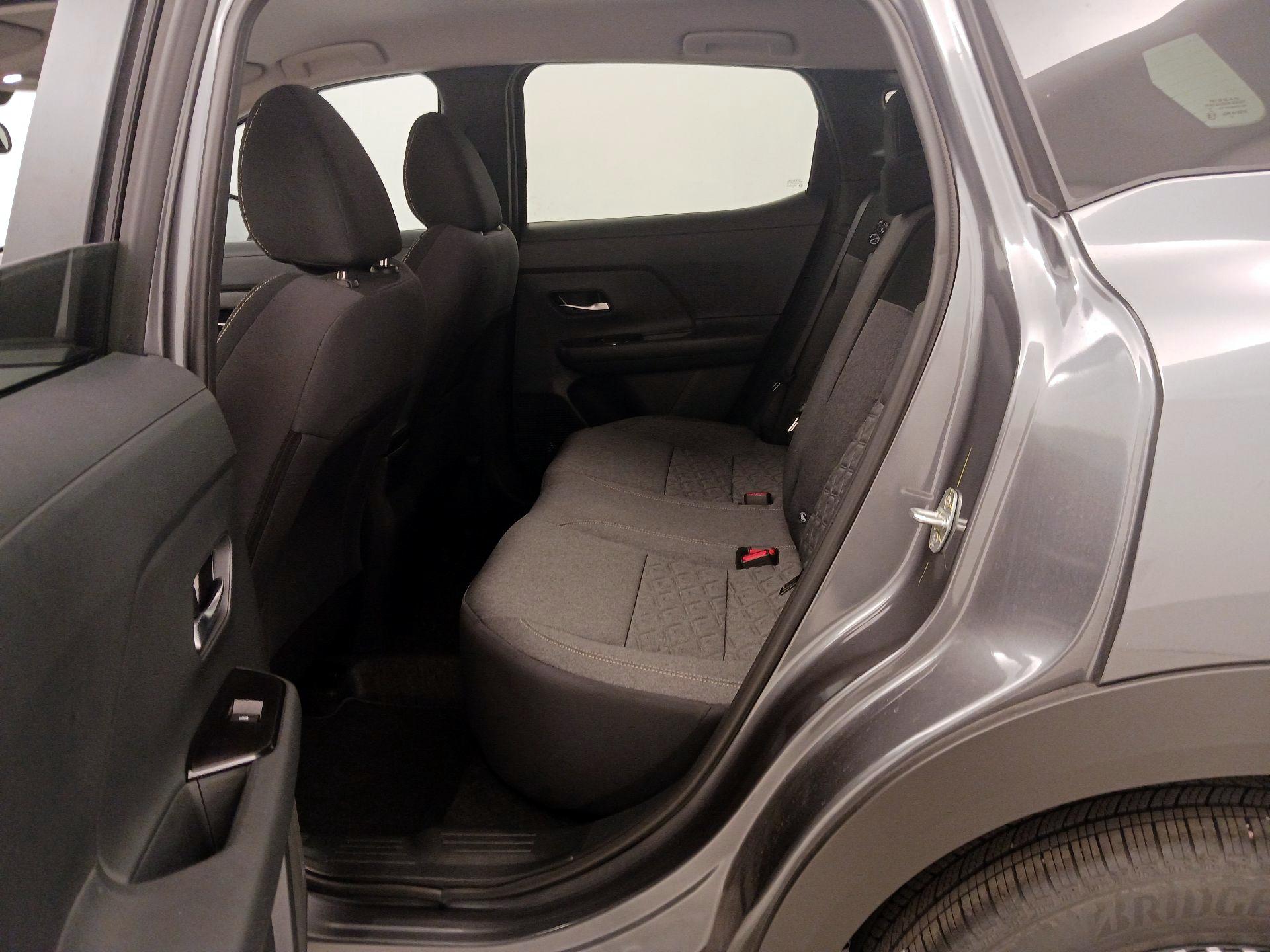 Thumbnail: 2026 Nissan Kicks - 19