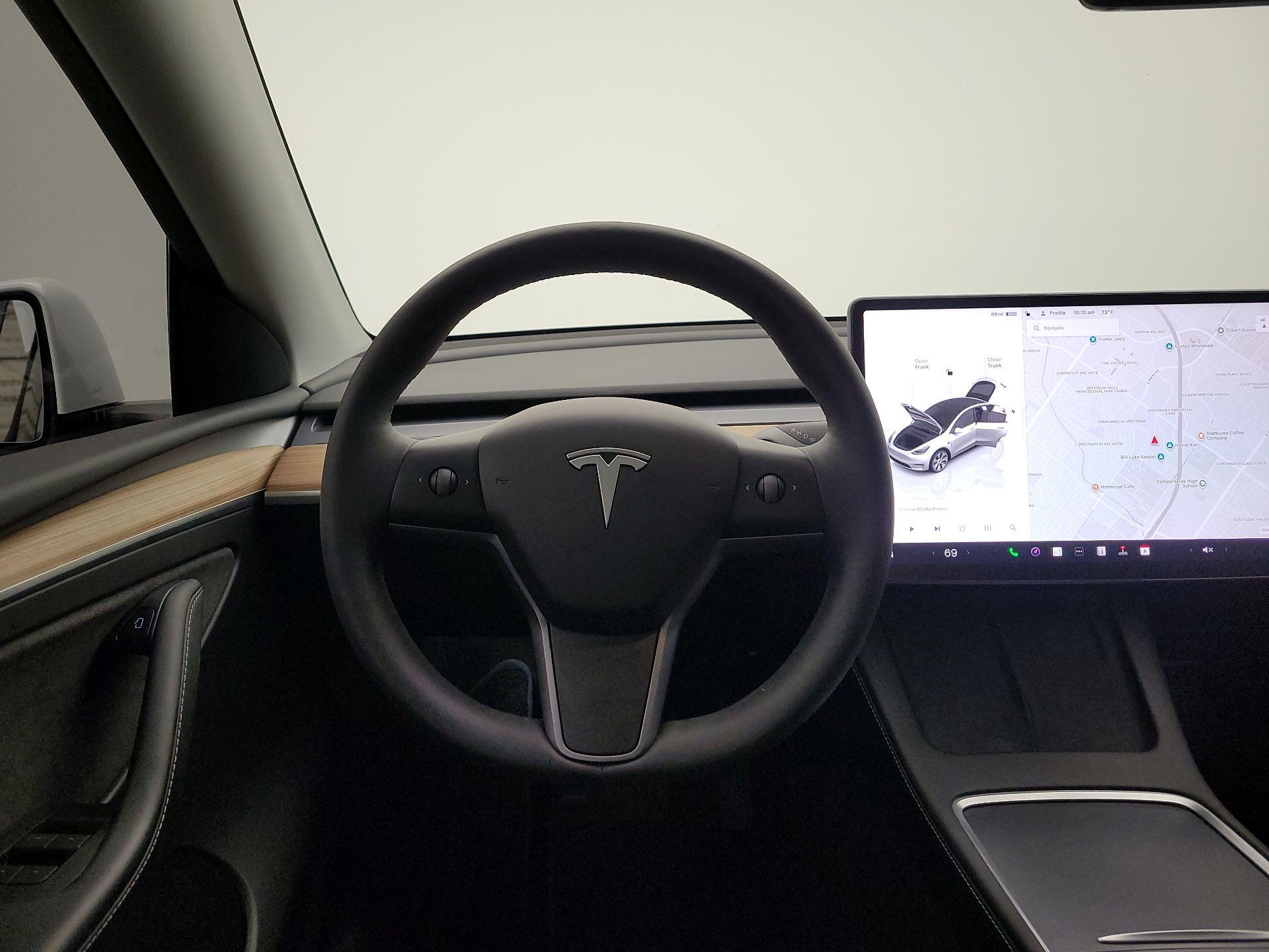 Thumbnail: 2022 Tesla Model Y - 10