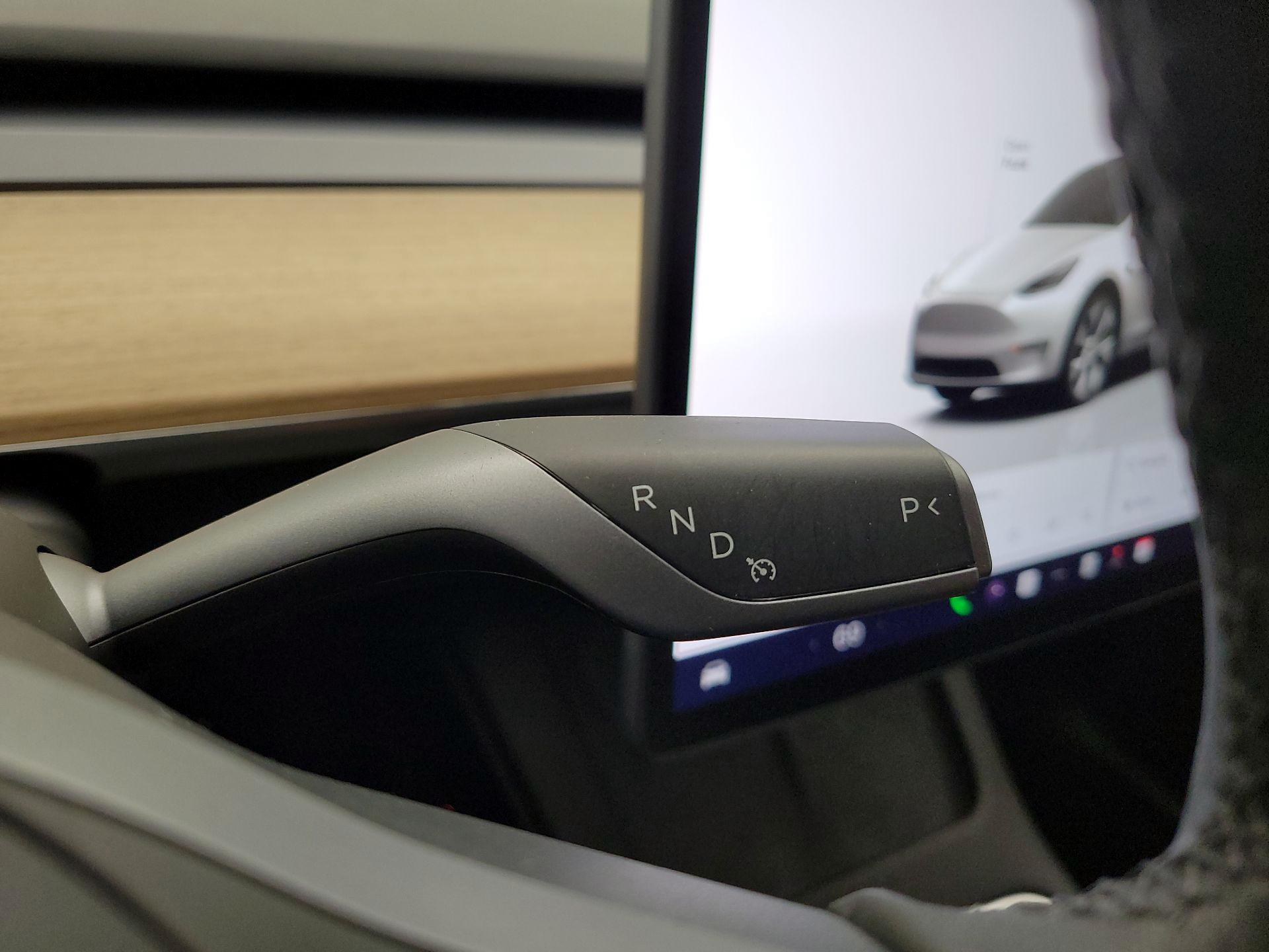 Thumbnail: 2022 Tesla Model Y - 18