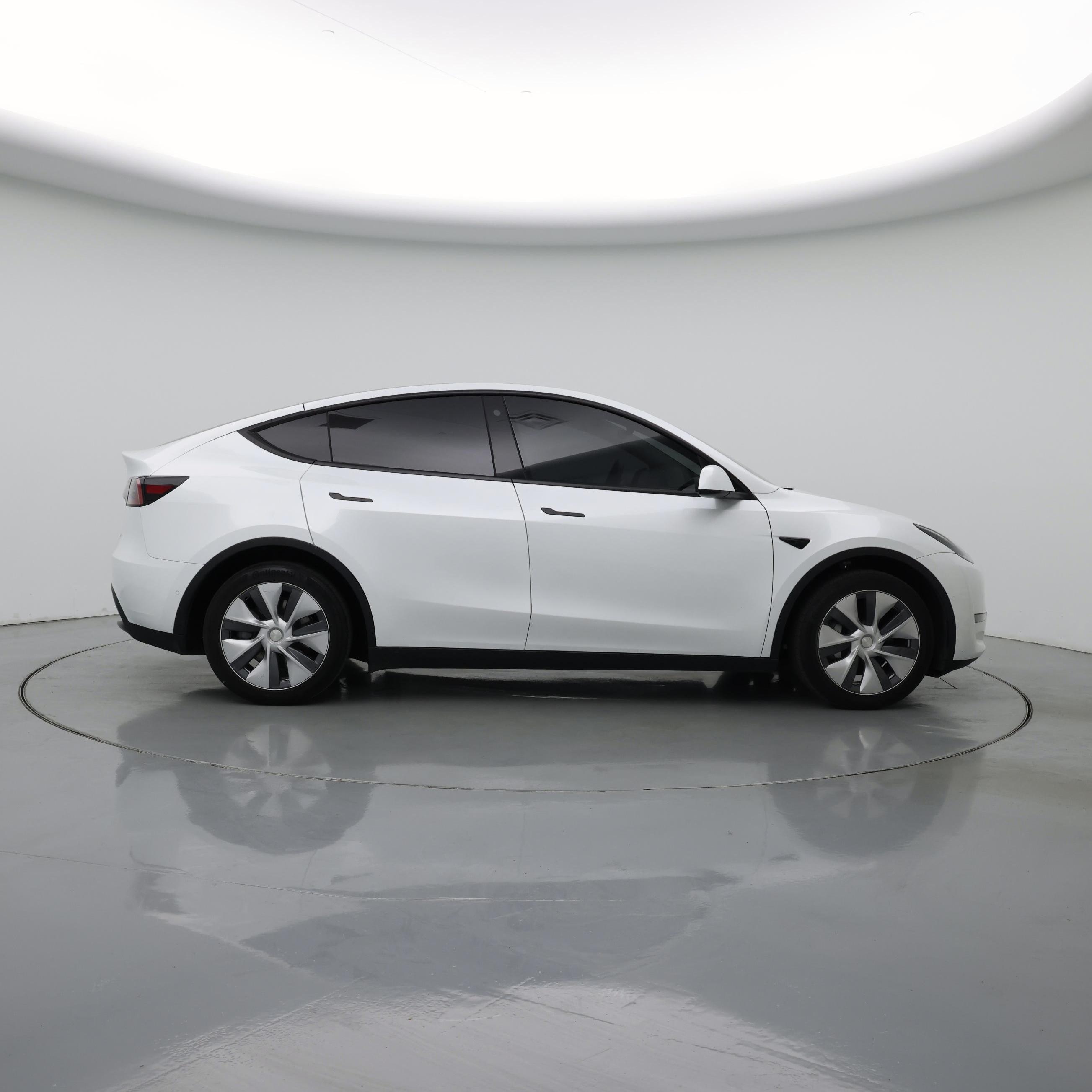 Thumbnail: 2022 Tesla Model Y - 7