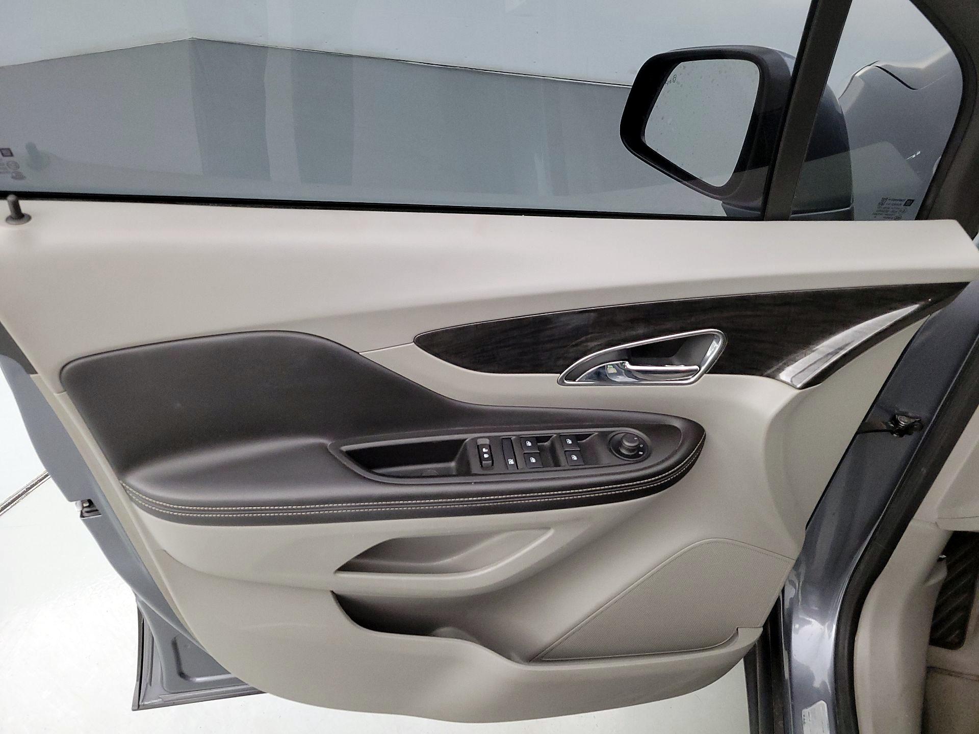 Thumbnail: 2015 Buick Encore - 12