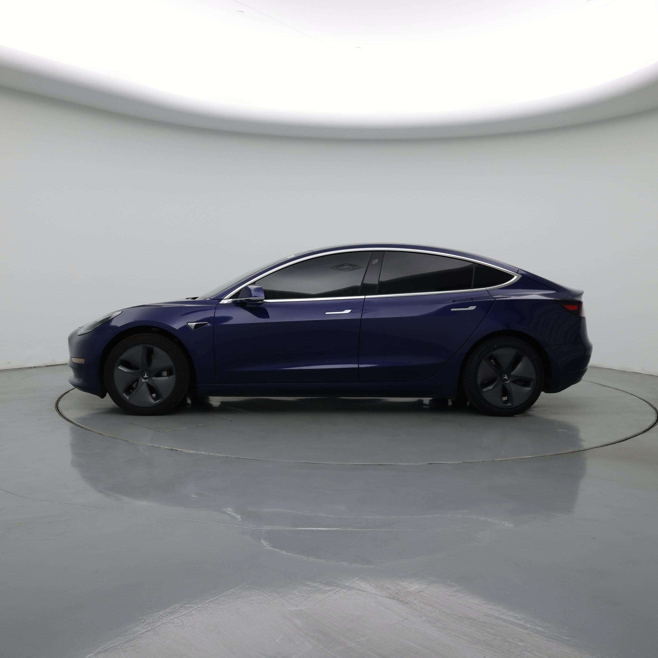 Thumbnail: 2019 Tesla Model 3 - 3