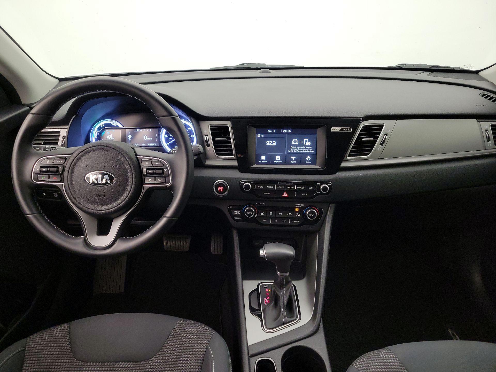 Thumbnail: 2017 Kia Niro - 9