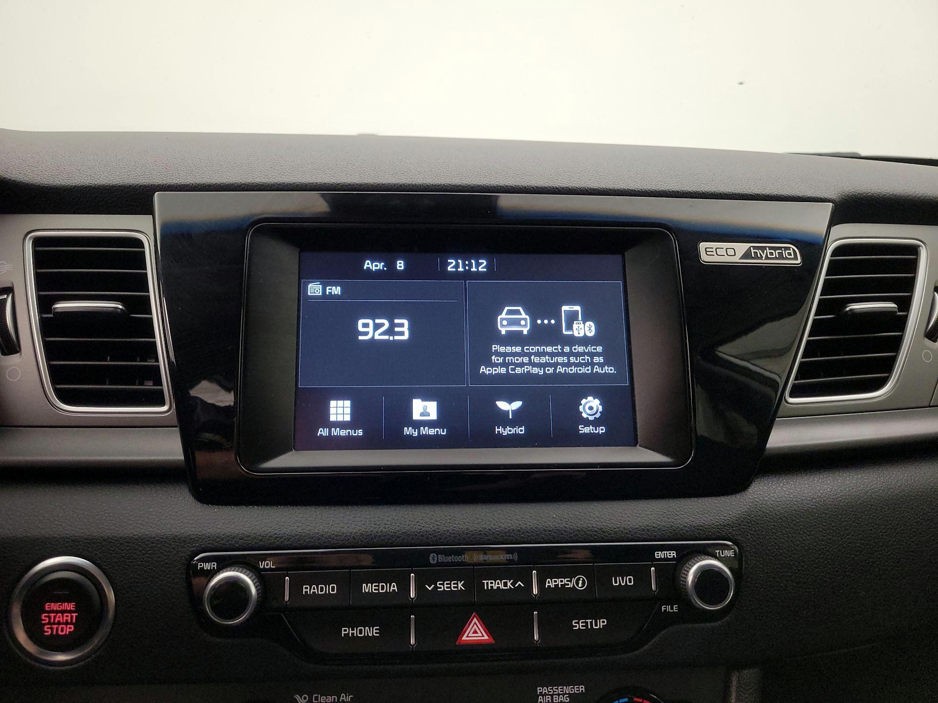 Thumbnail: 2017 Kia Niro - 15