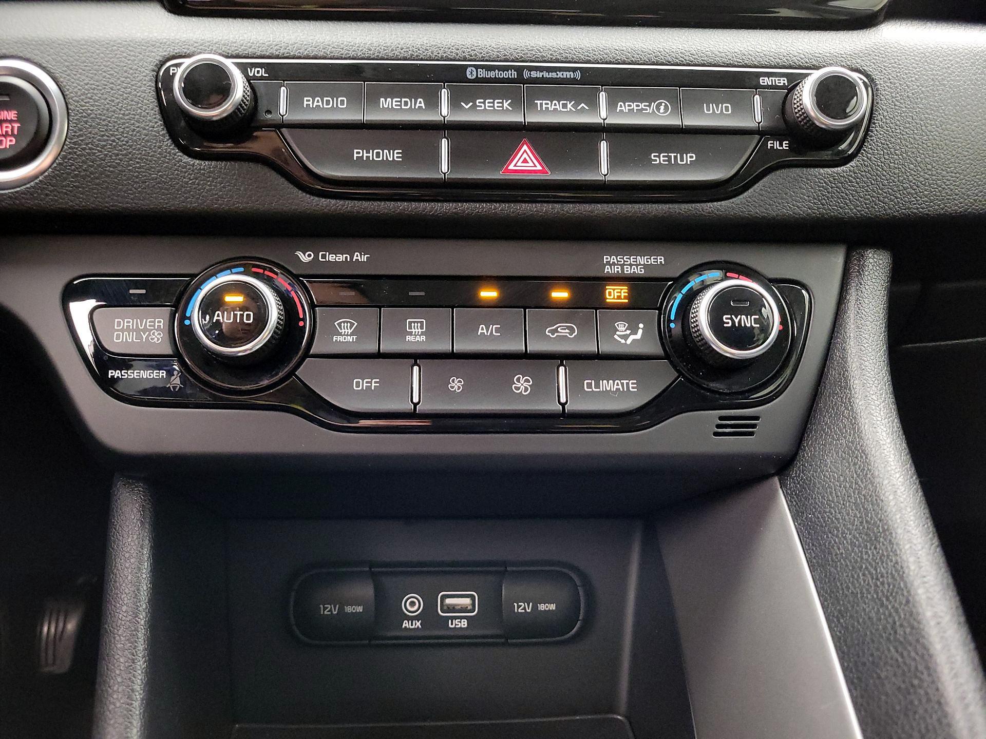 Thumbnail: 2017 Kia Niro - 16