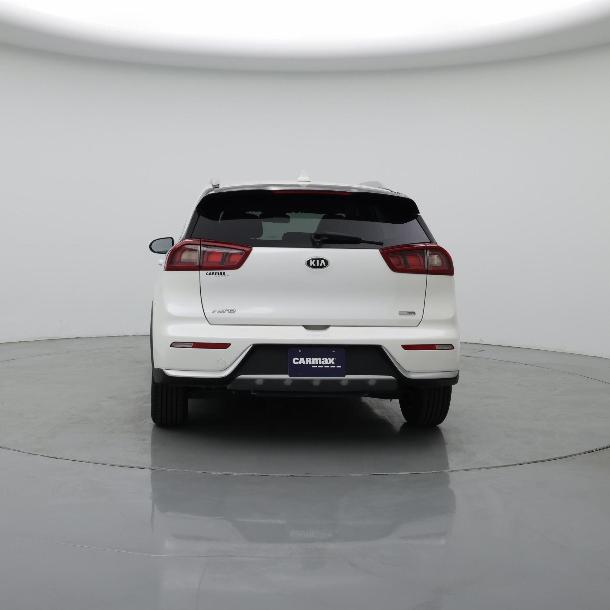 Thumbnail: 2017 Kia Niro - 6