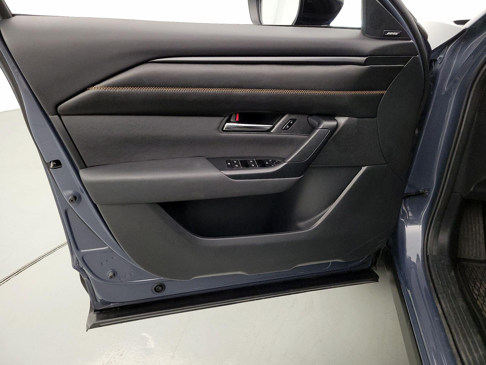 Thumbnail: 2025 Mazda CX-50 - 12