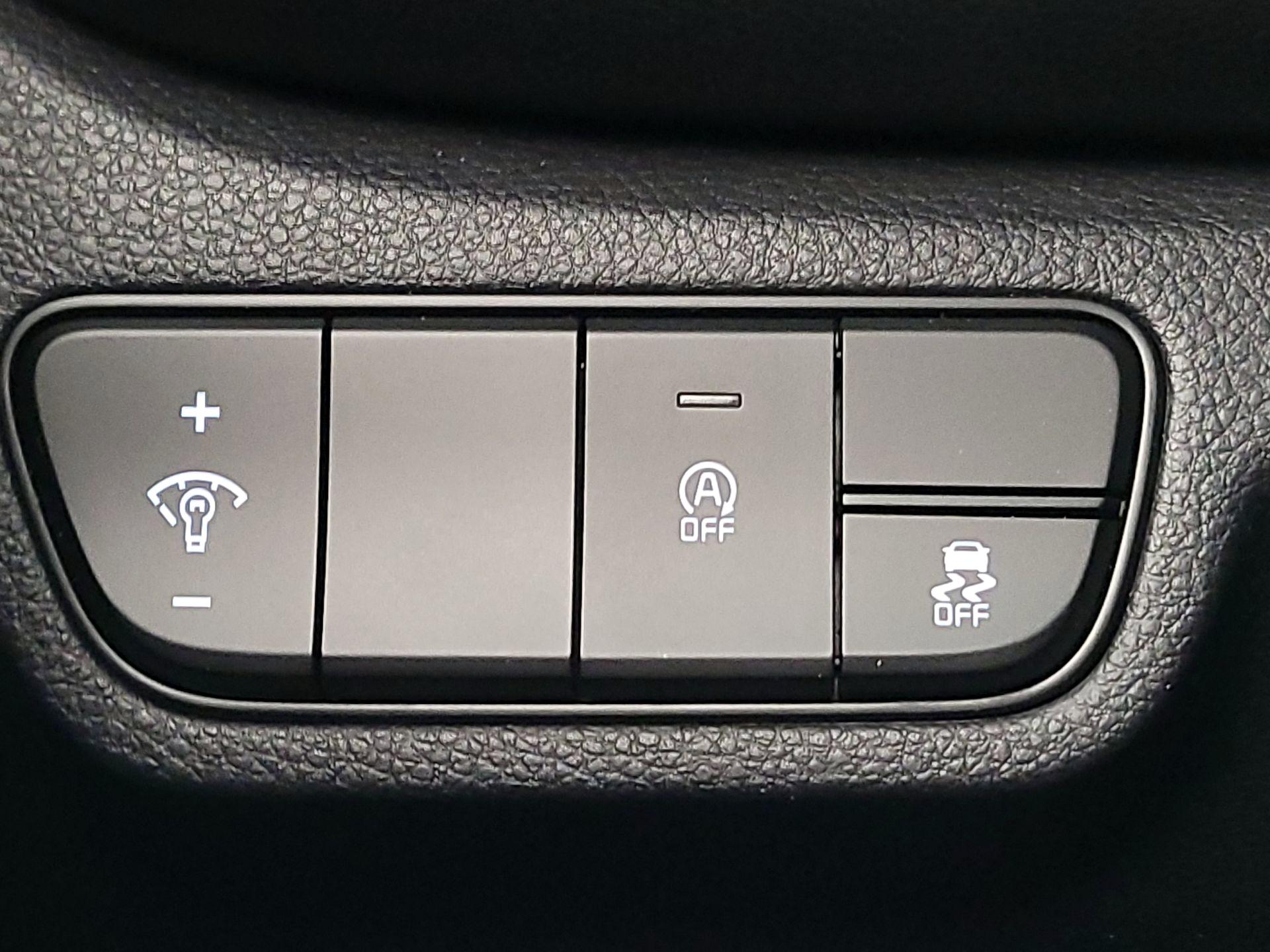 Thumbnail: 2025 Kia Seltos - 13